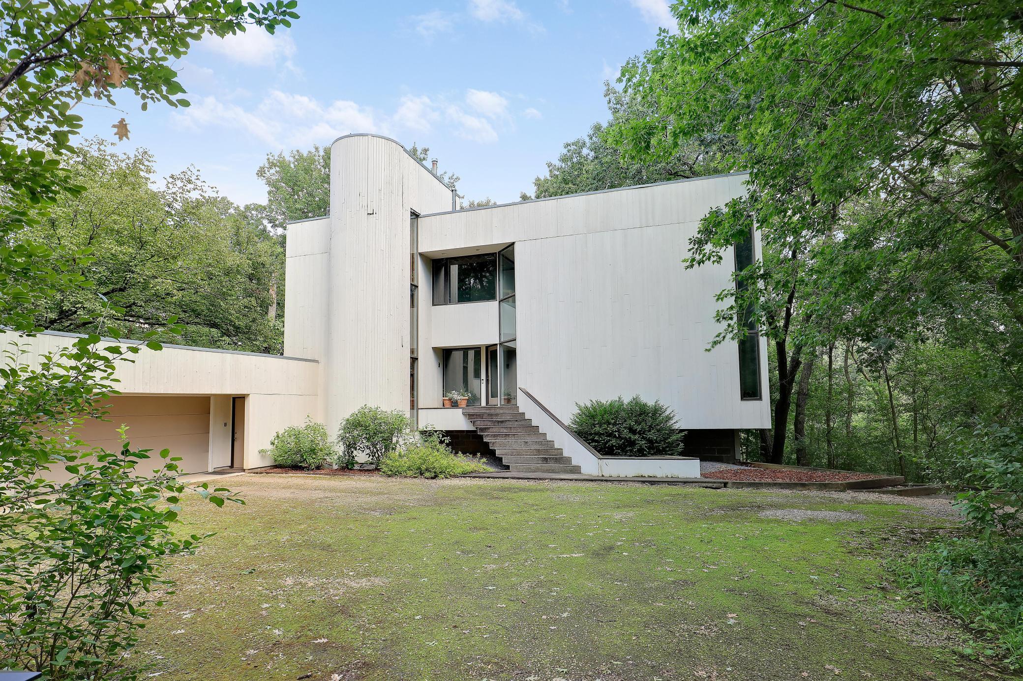 18804 Kingswood Terrace