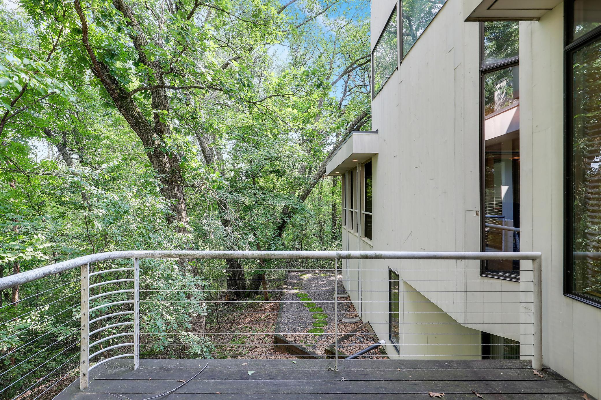 18804 Kingswood Terrace