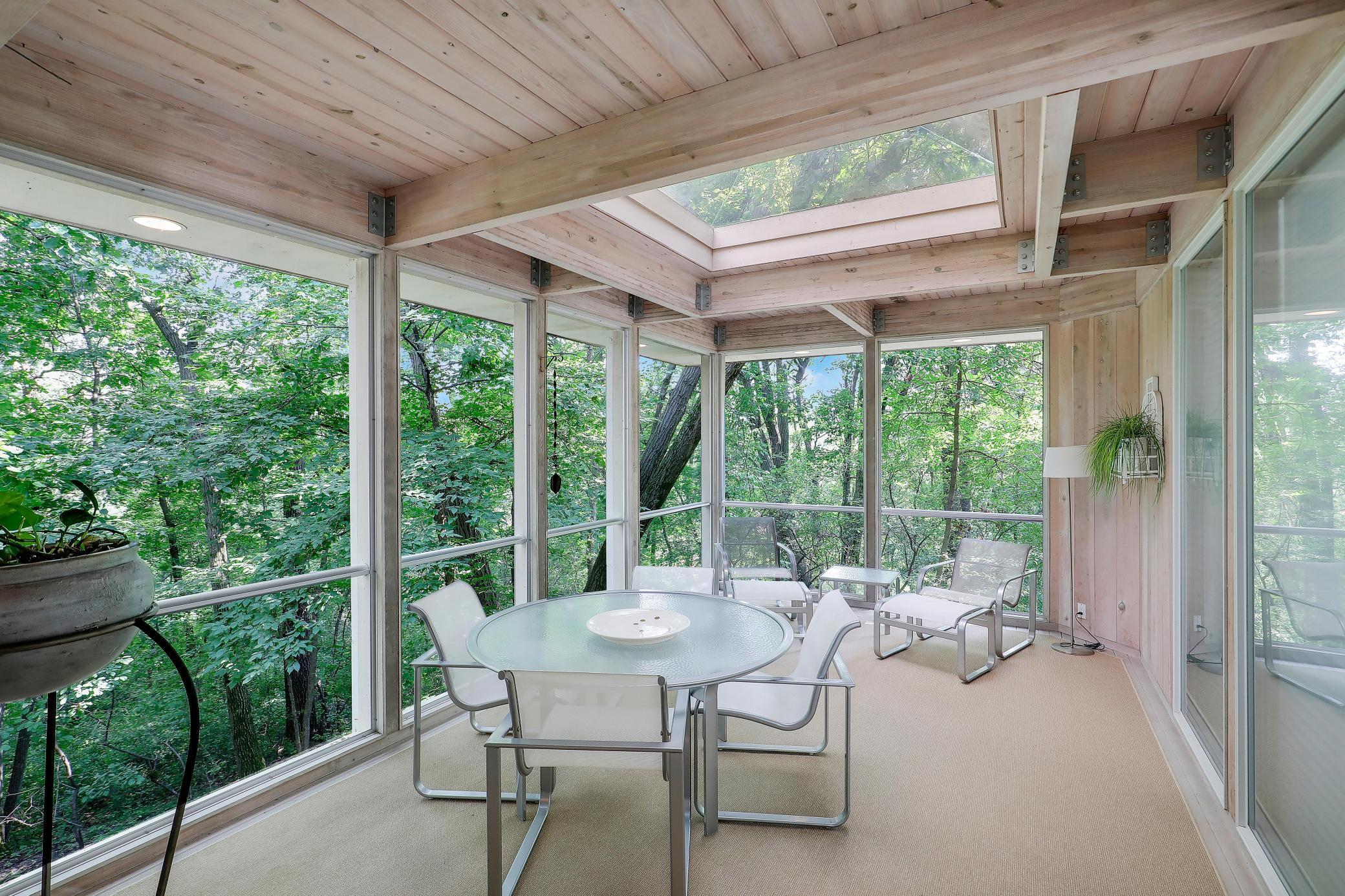 18804 Kingswood Terrace