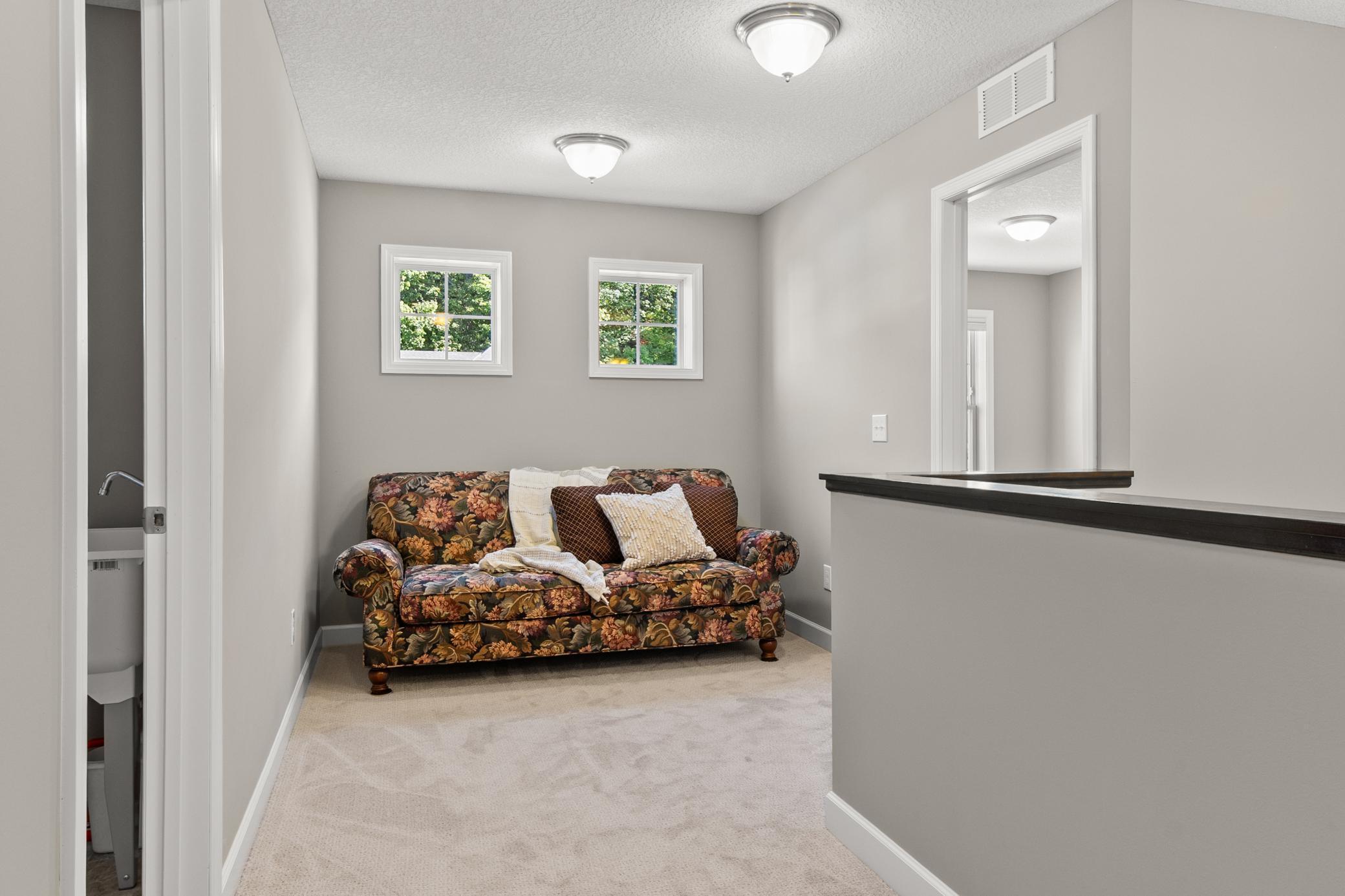 4947 Grandview Avenue