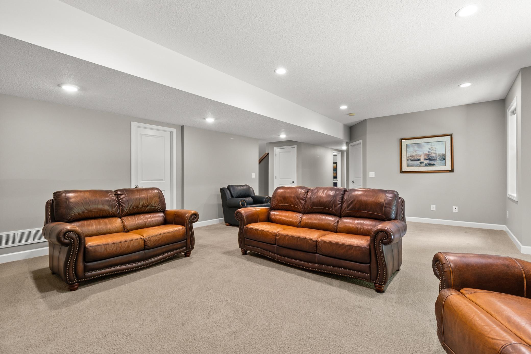 4947 Grandview Avenue