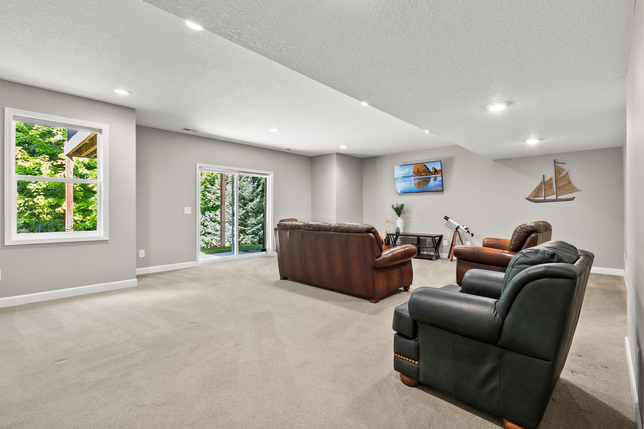 4947 Grandview Avenue