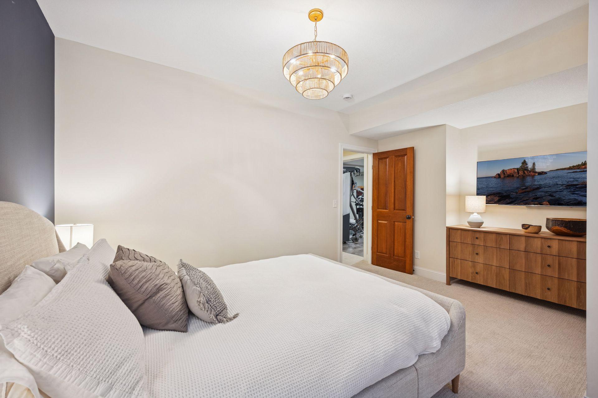 5321 Halifax Avenue S