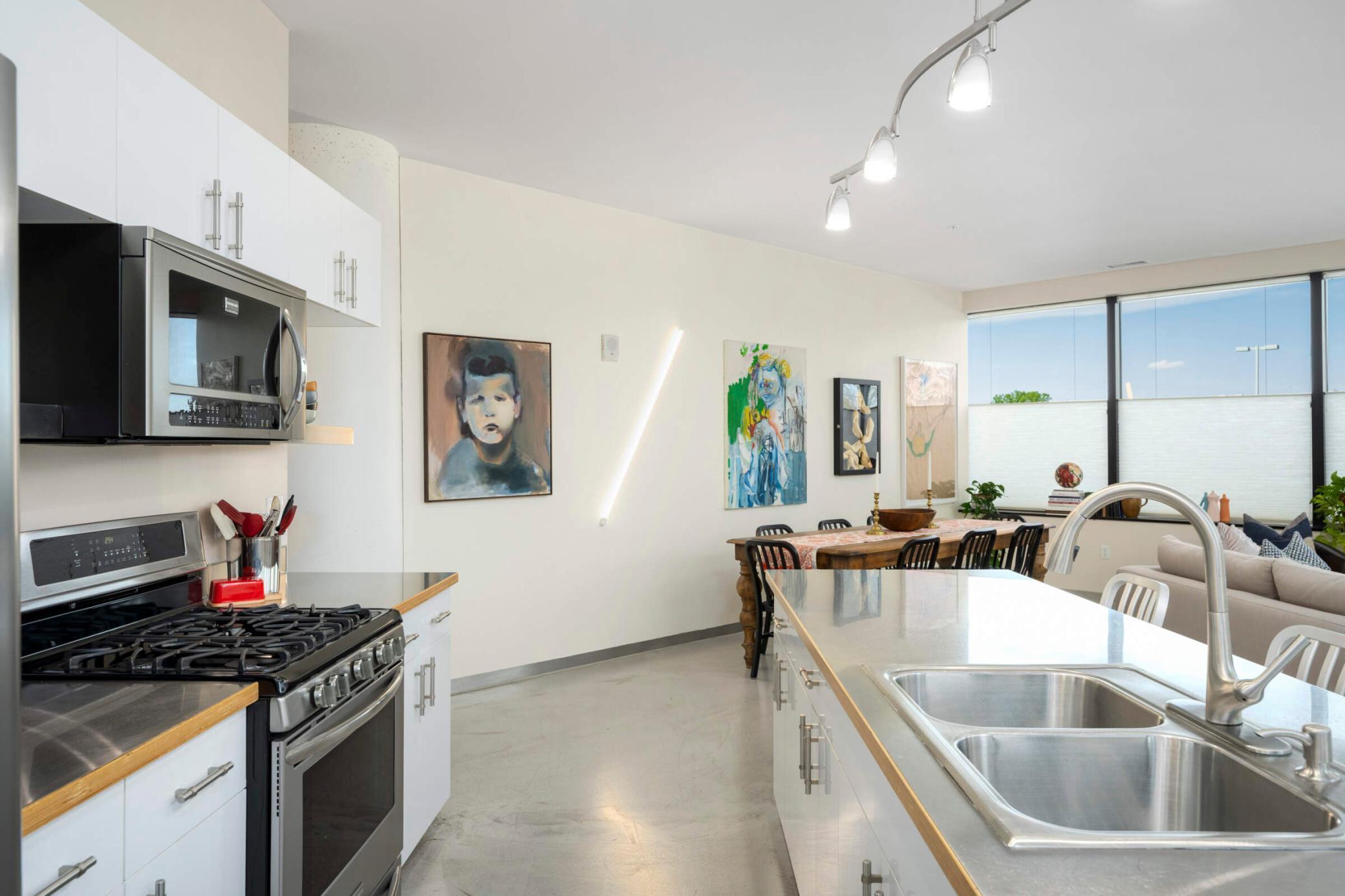 5601 Smetana Drive Unit: 113