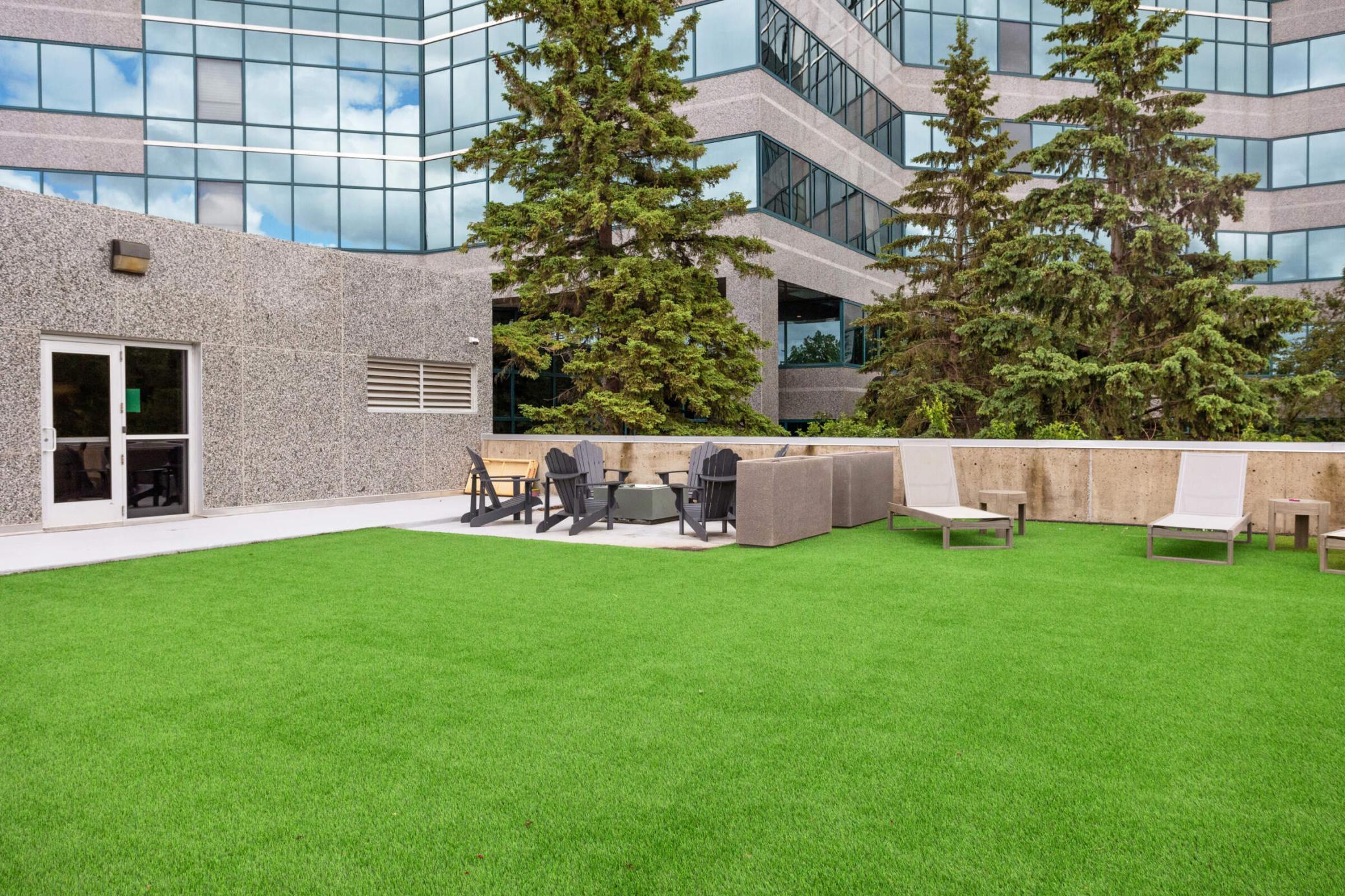 5601 Smetana Drive Unit: 113