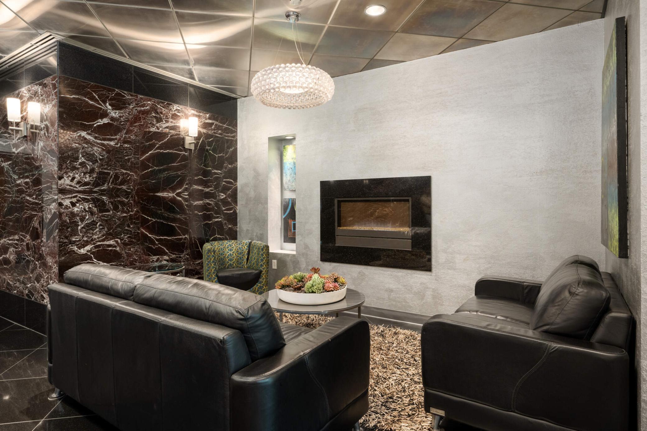 5601 Smetana Drive Unit: 113