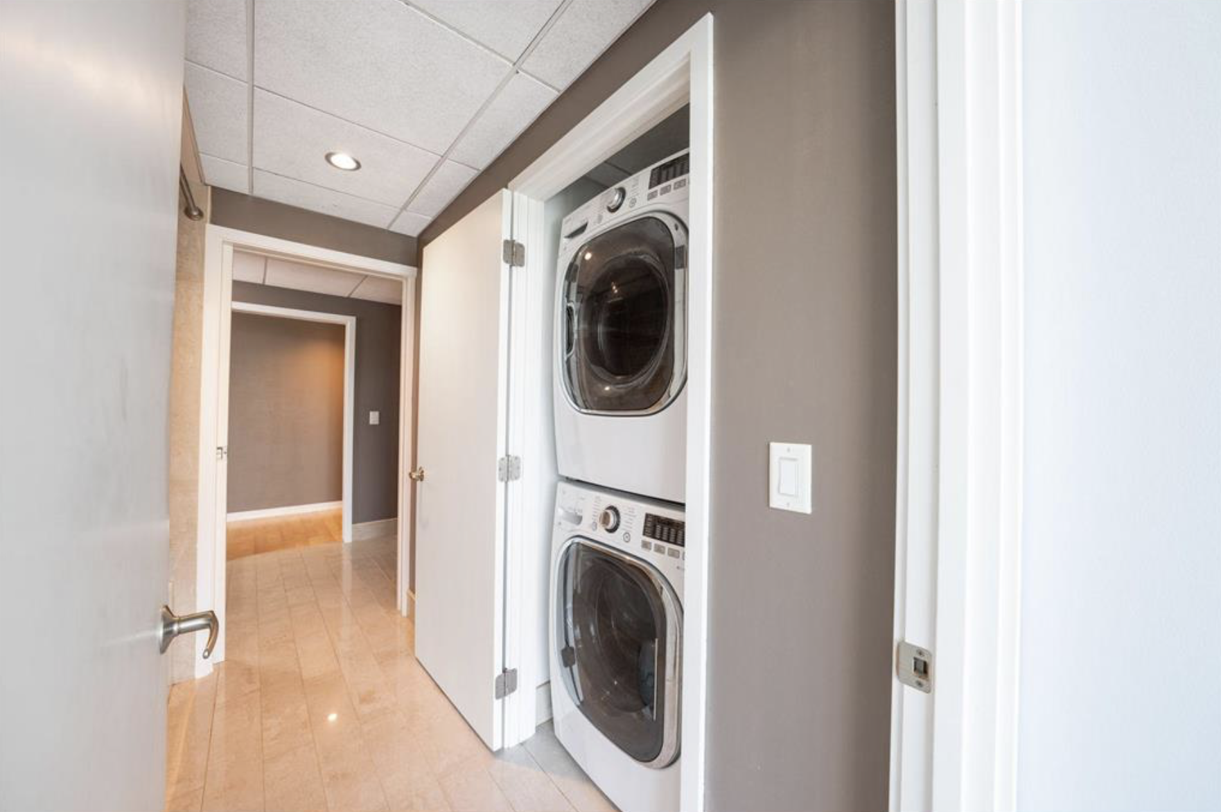 8151 33rd Avenue S Unit: 305