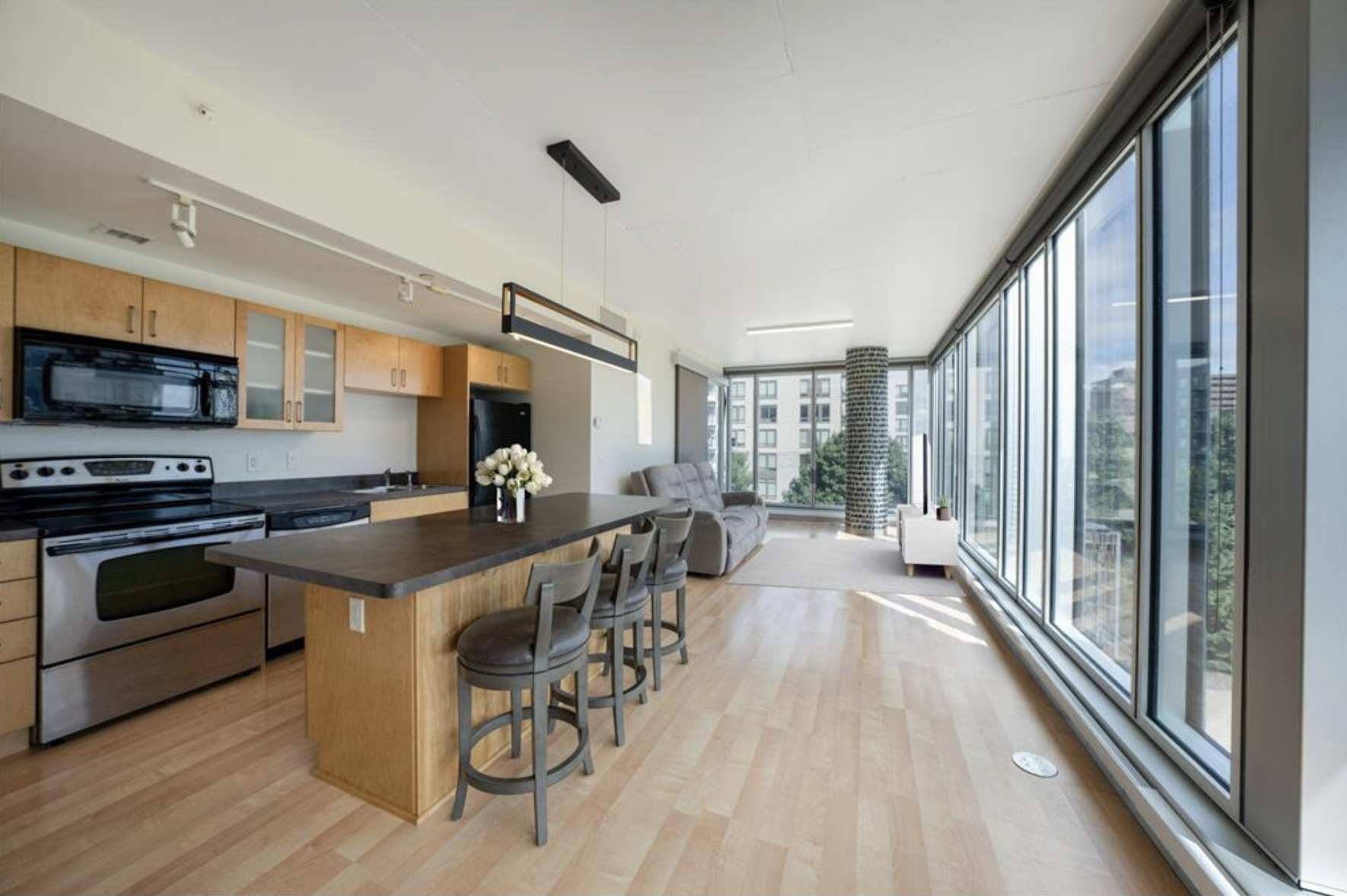 8151 33rd Avenue S Unit: 305