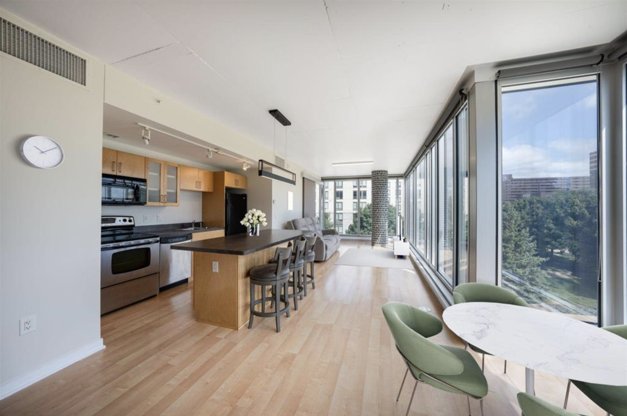 8151 33rd Avenue S Unit: 305