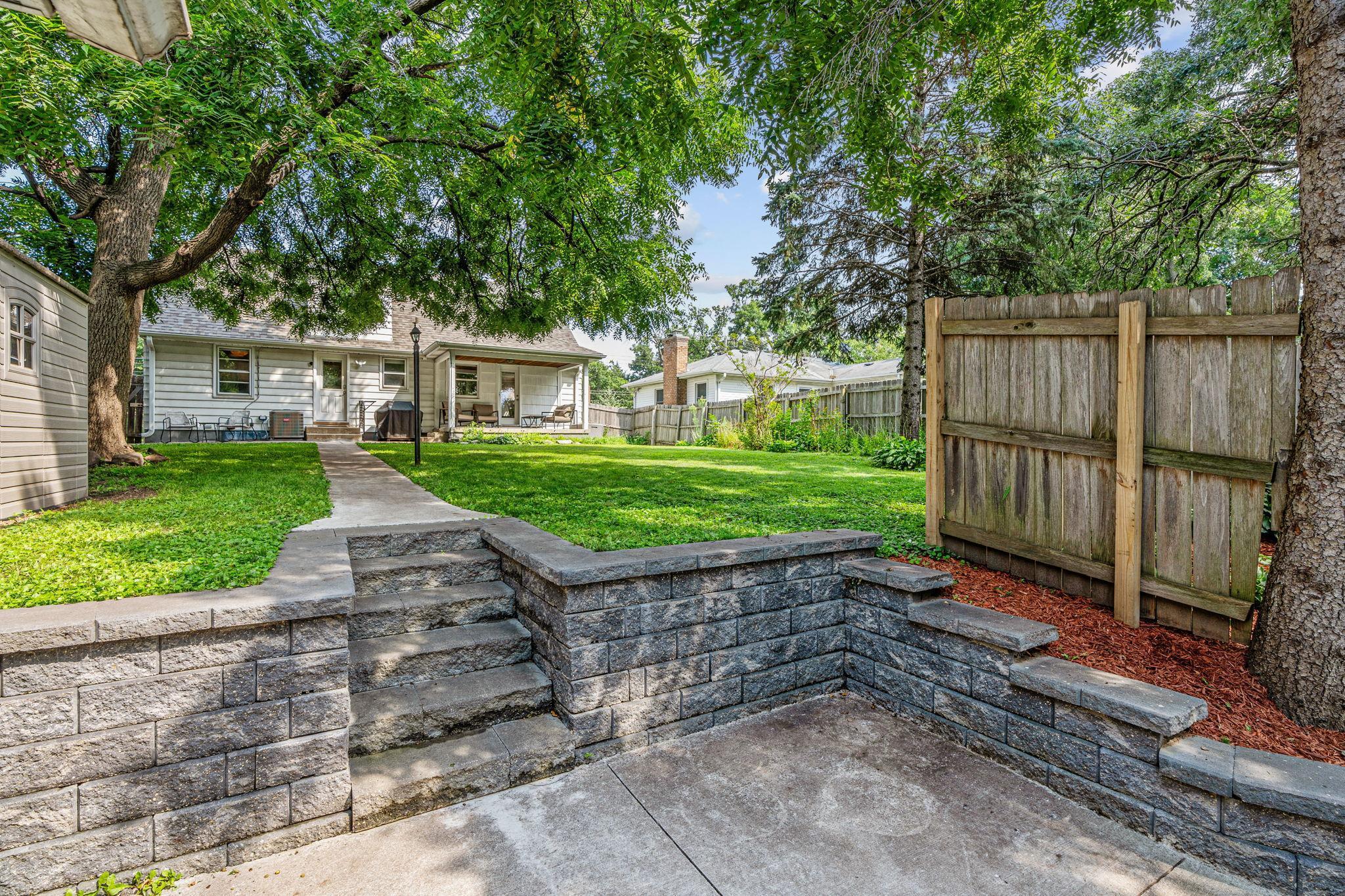 2712 Toledo Avenue S