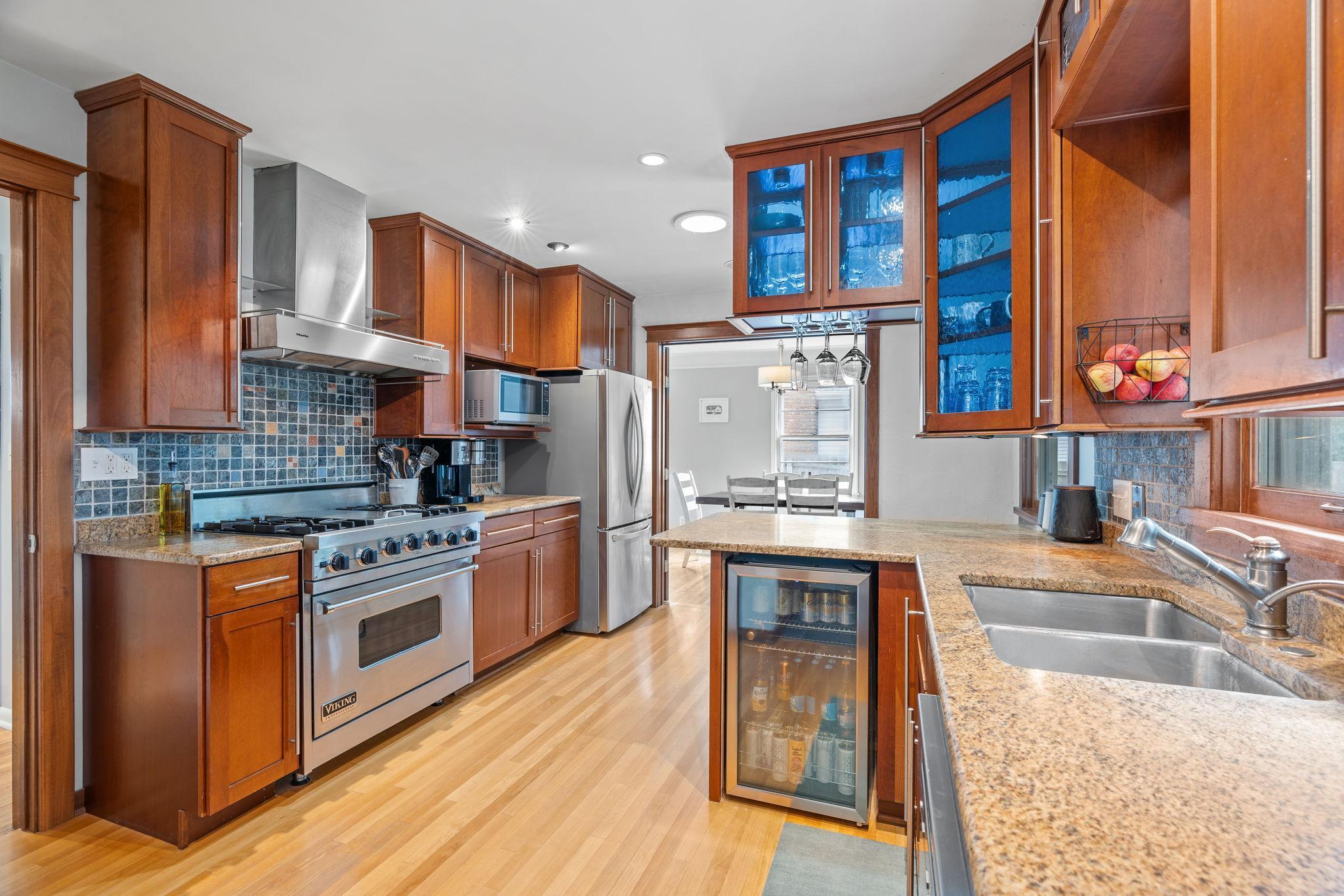 2712 Toledo Avenue S