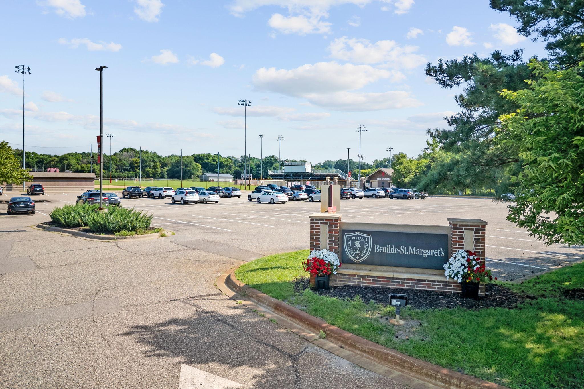 2712 Toledo Avenue S