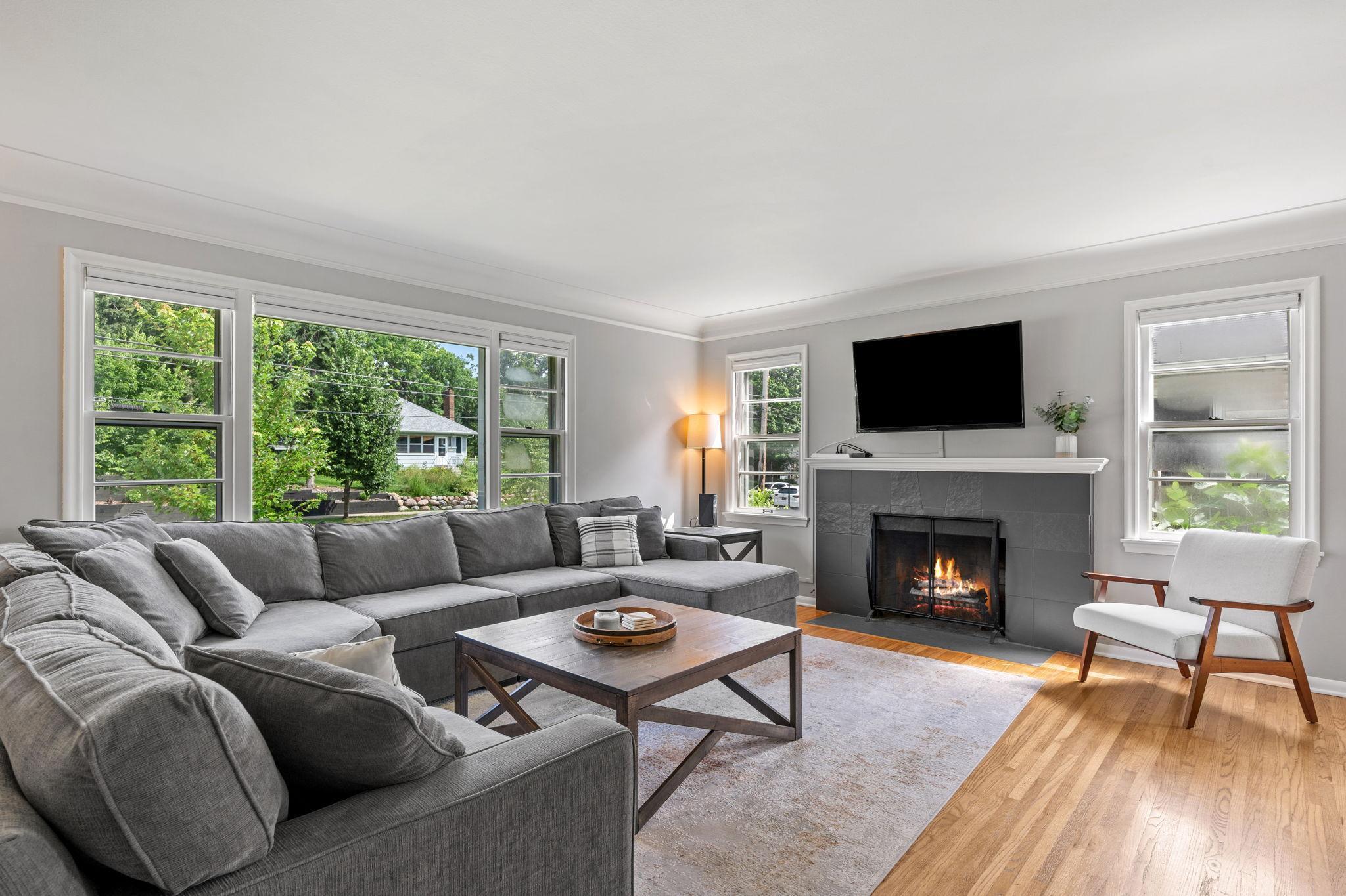 2712 Toledo Avenue S