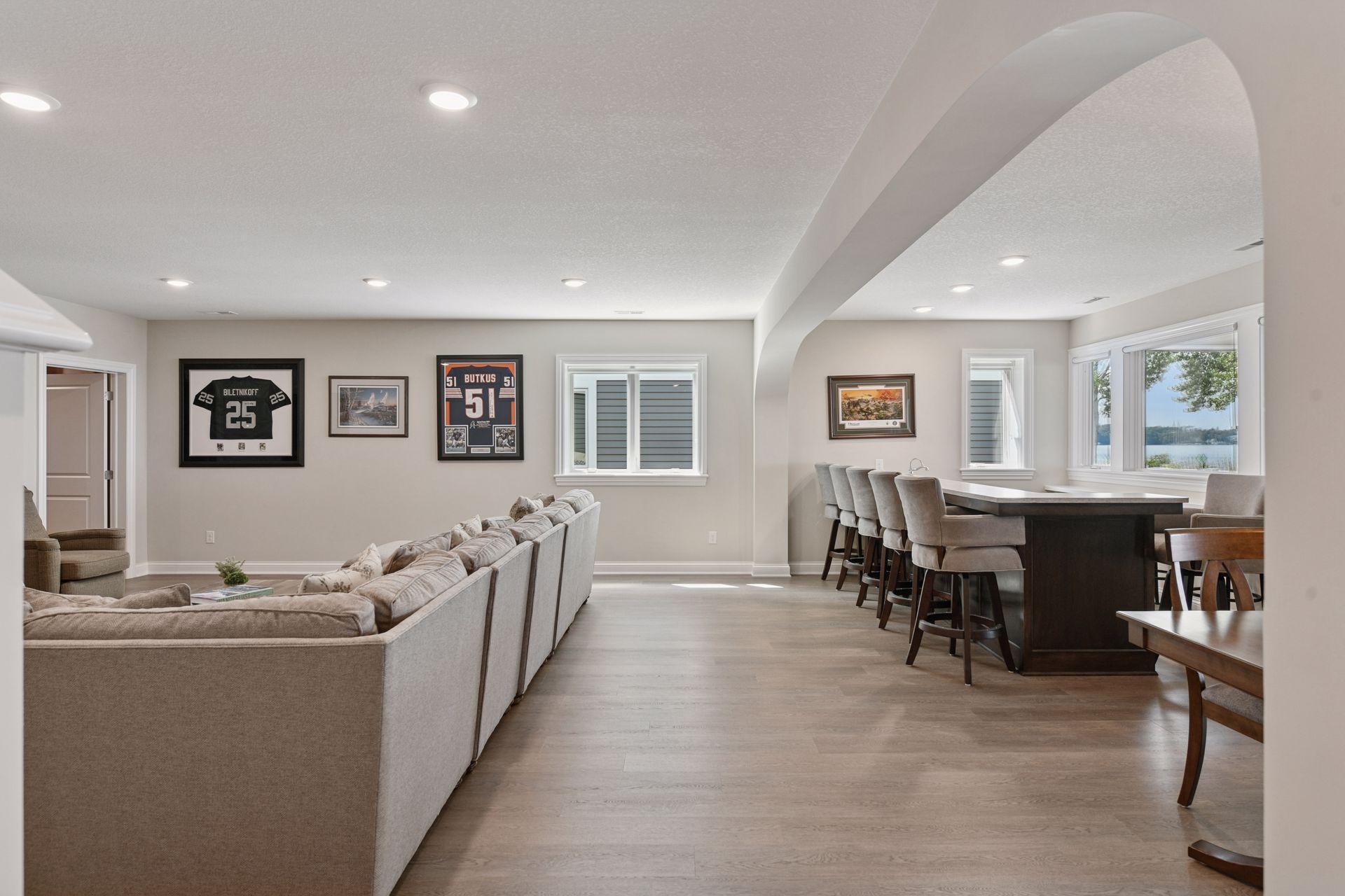 155 Lakeshore Circle