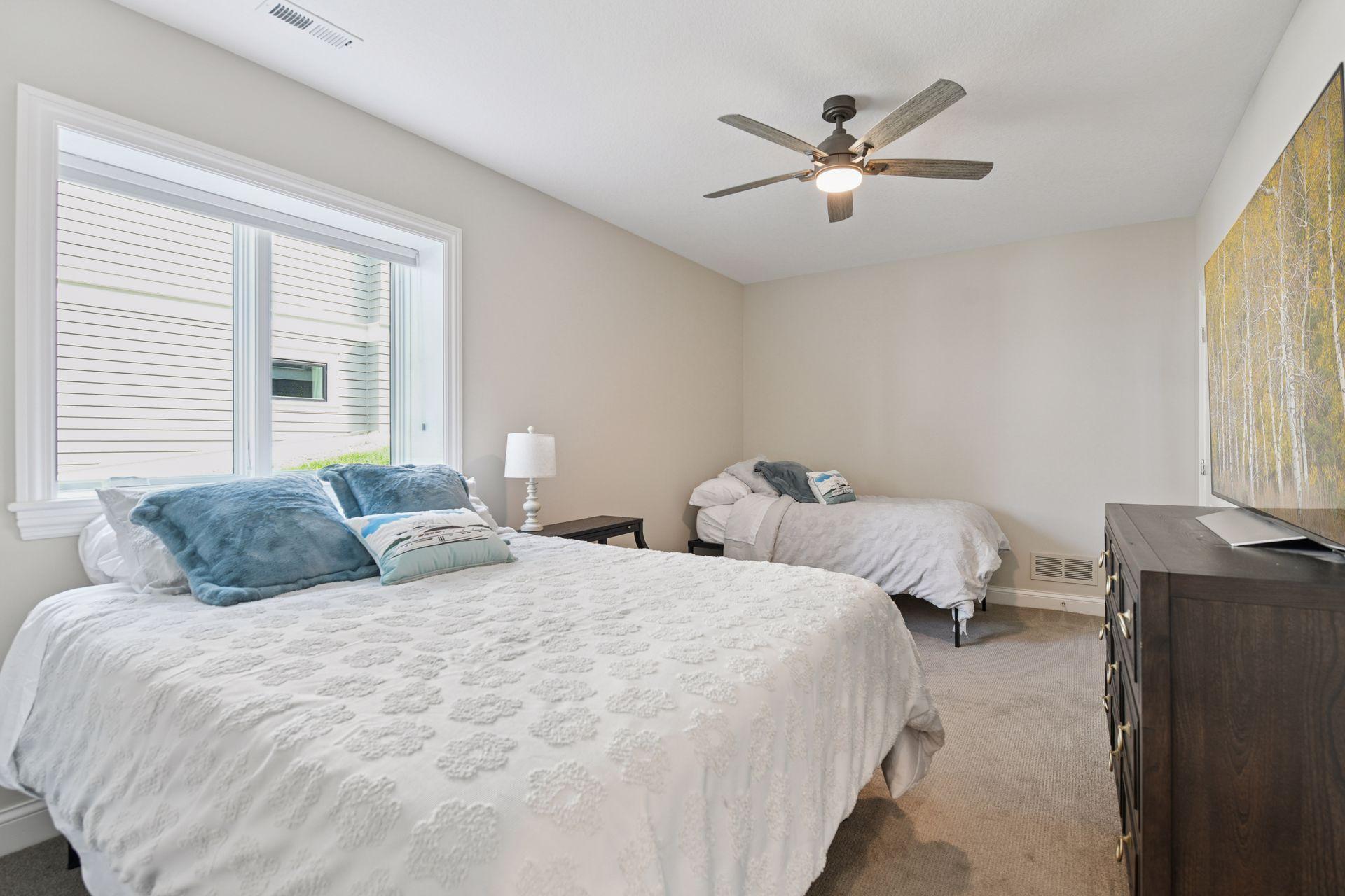 155 Lakeshore Circle