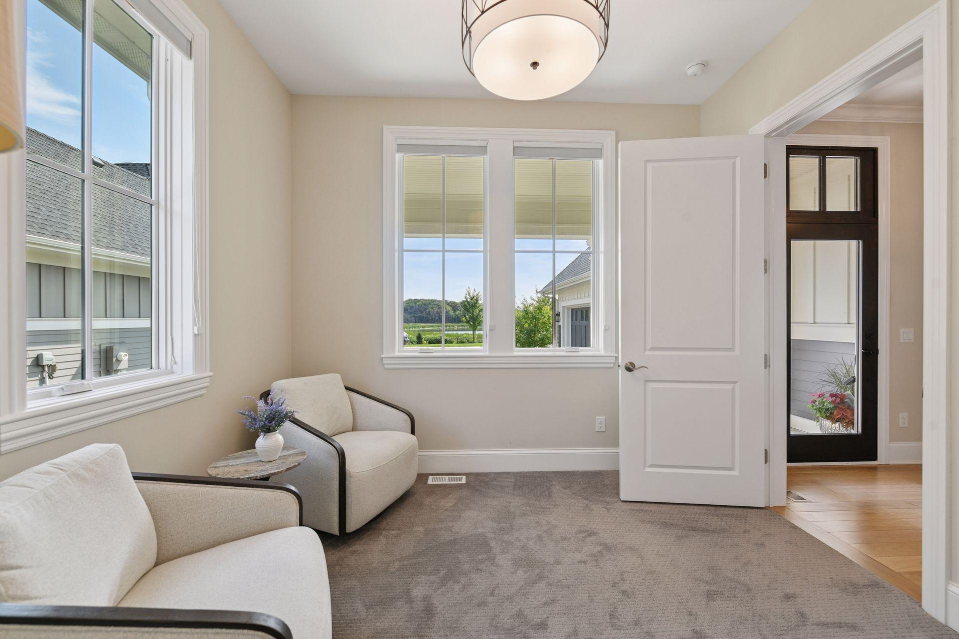 155 Lakeshore Circle