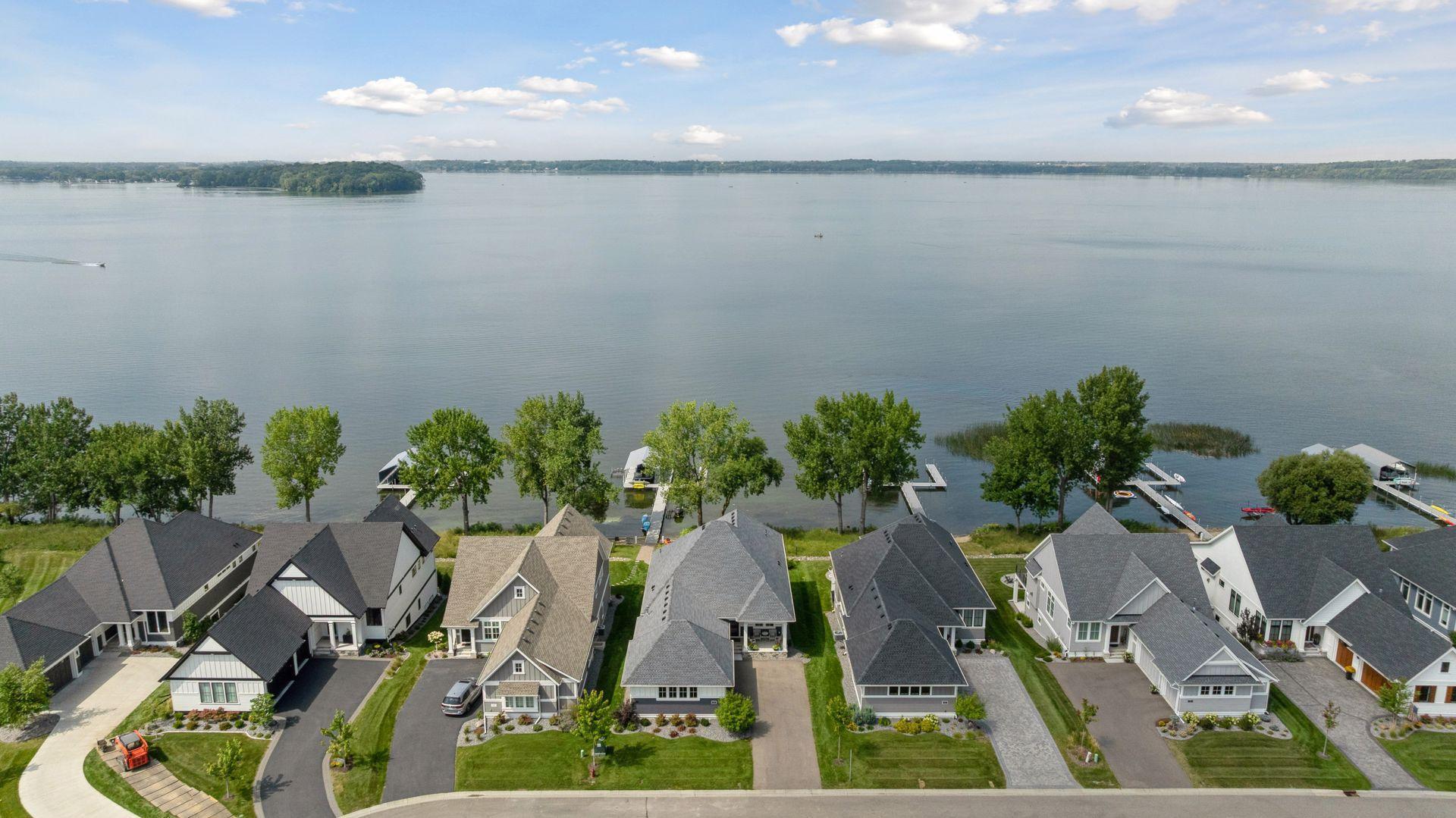 155 Lakeshore Circle