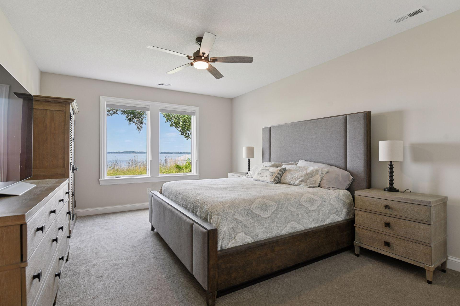 155 Lakeshore Circle