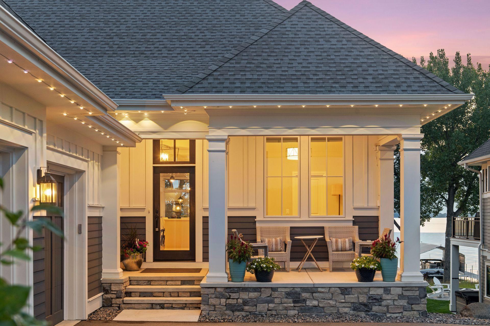 155 Lakeshore Circle