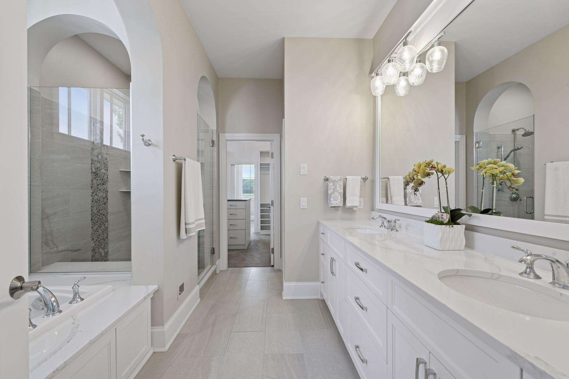 155 Lakeshore Circle