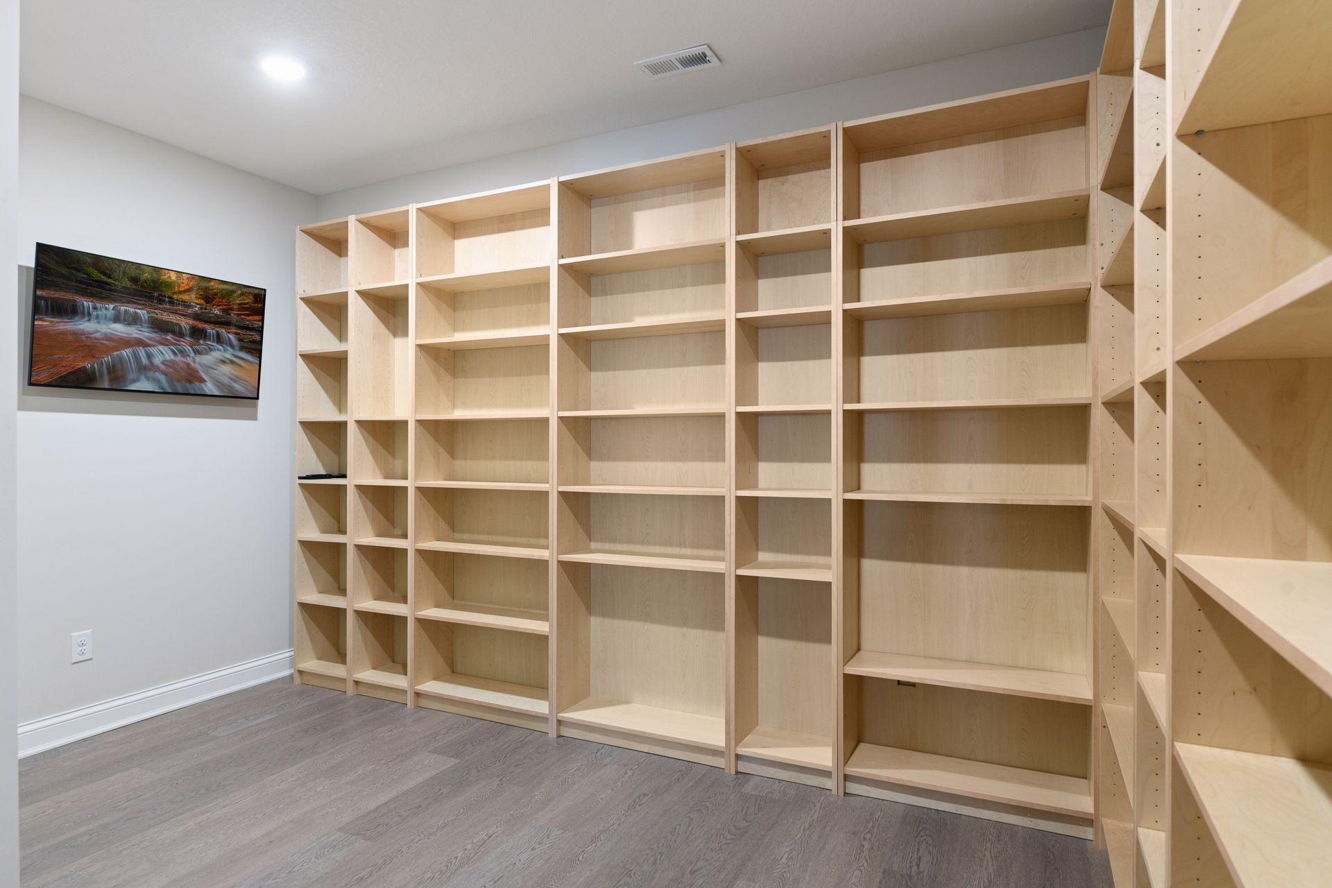 155 Lakeshore Circle