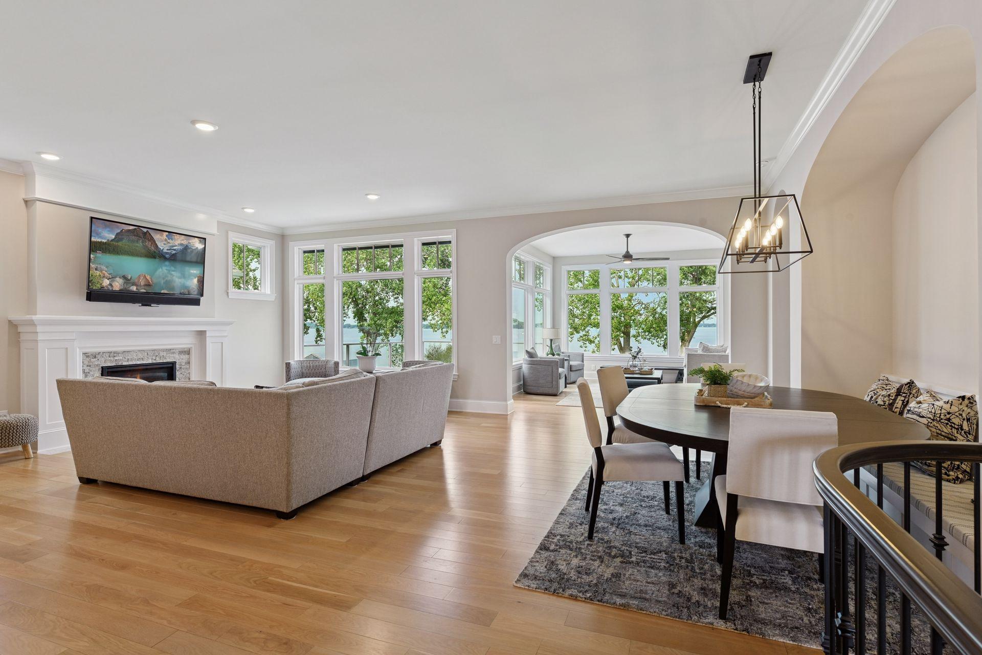 155 Lakeshore Circle