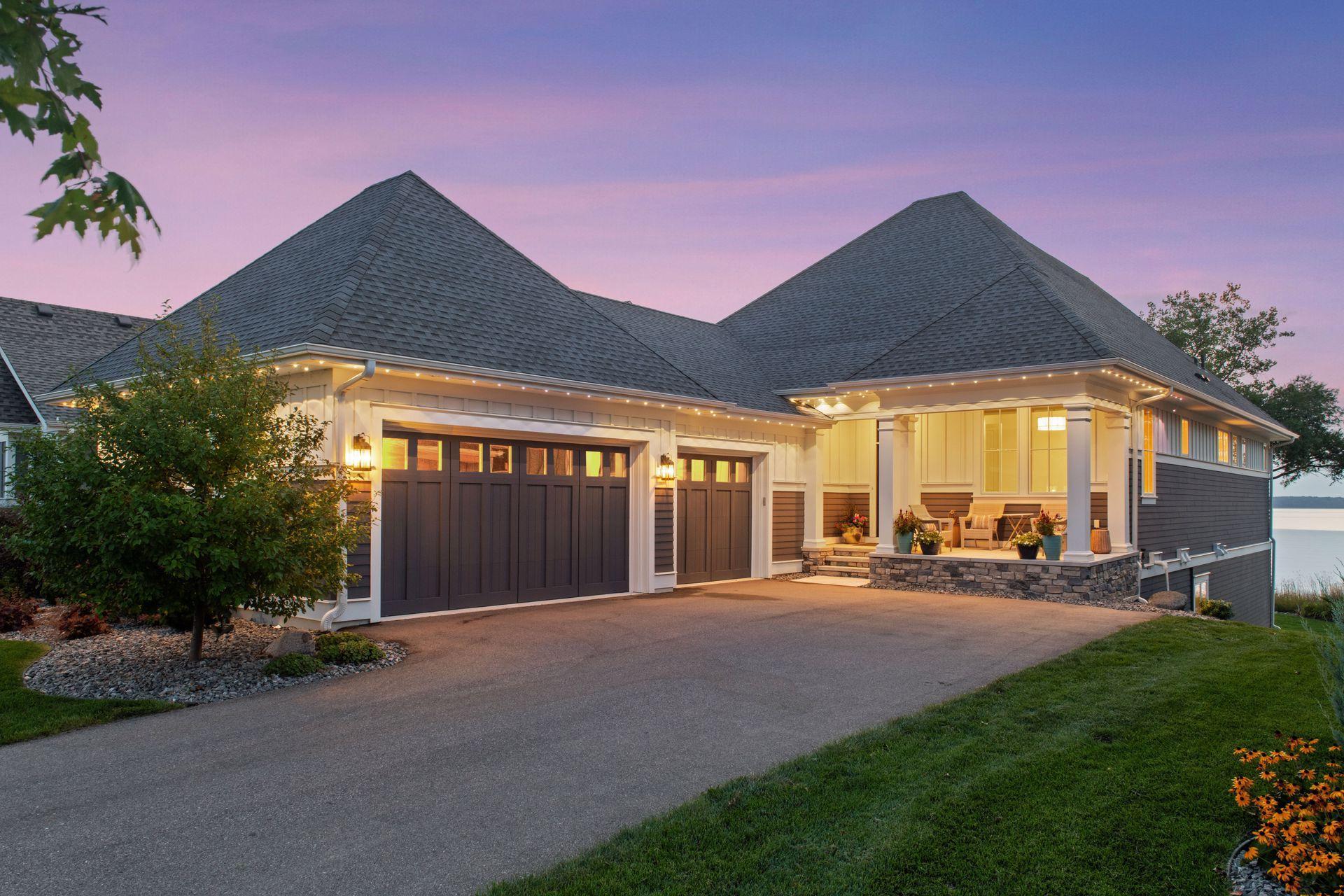 155 Lakeshore Circle