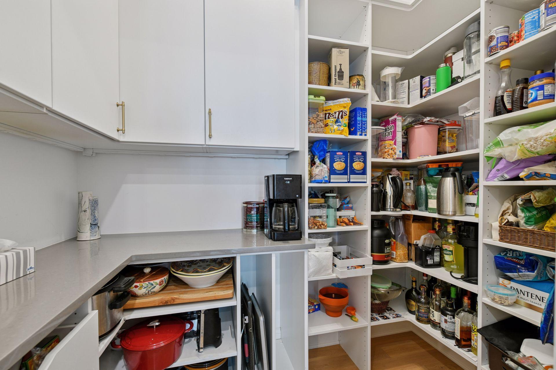 155 Lakeshore Circle