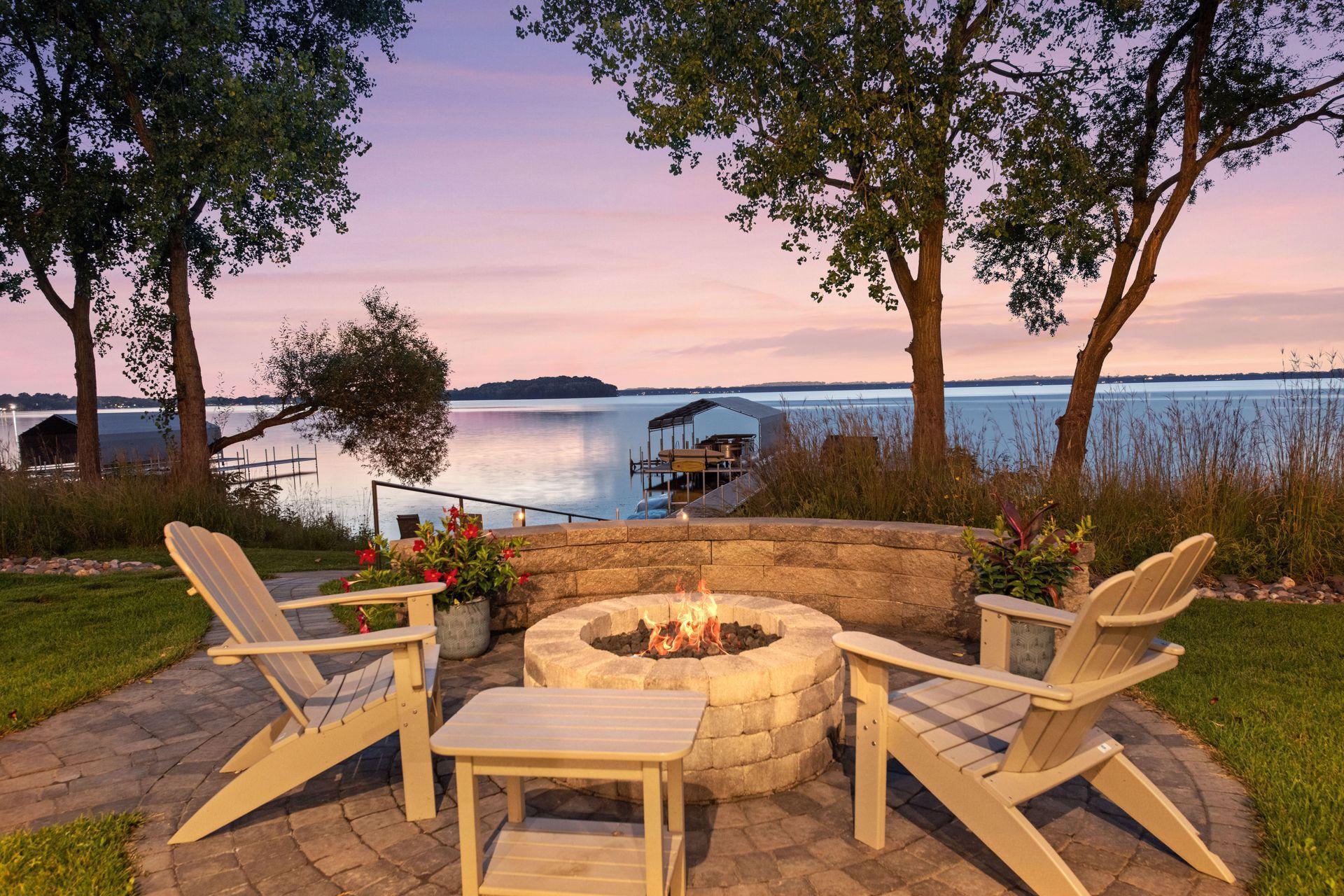 155 Lakeshore Circle