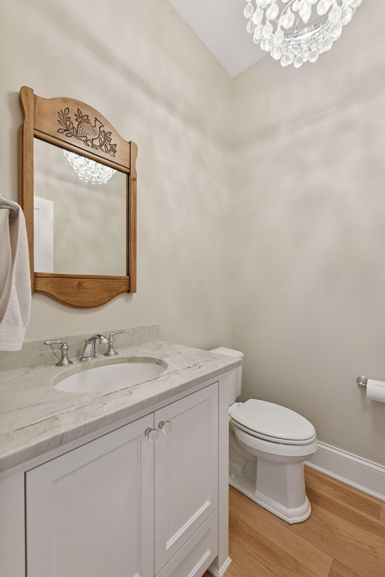 155 Lakeshore Circle