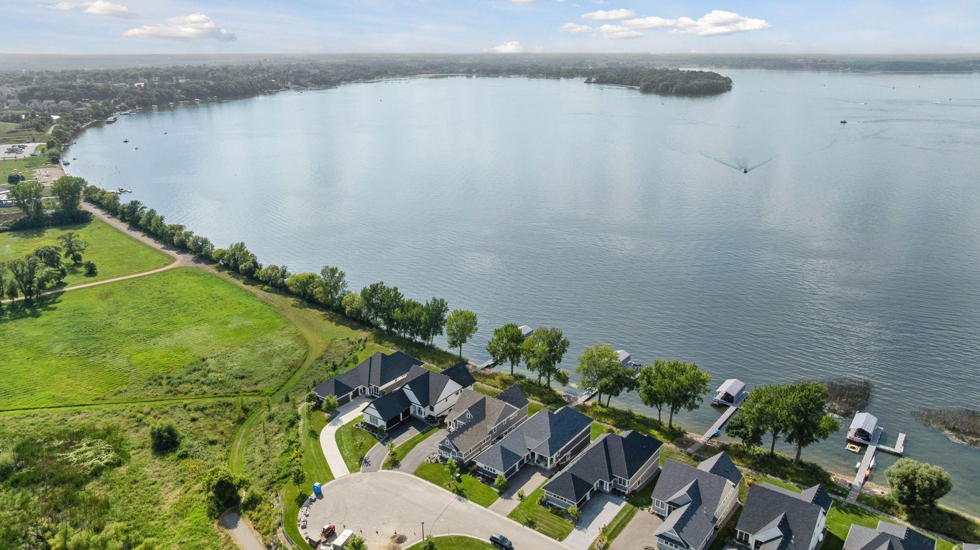 155 Lakeshore Circle