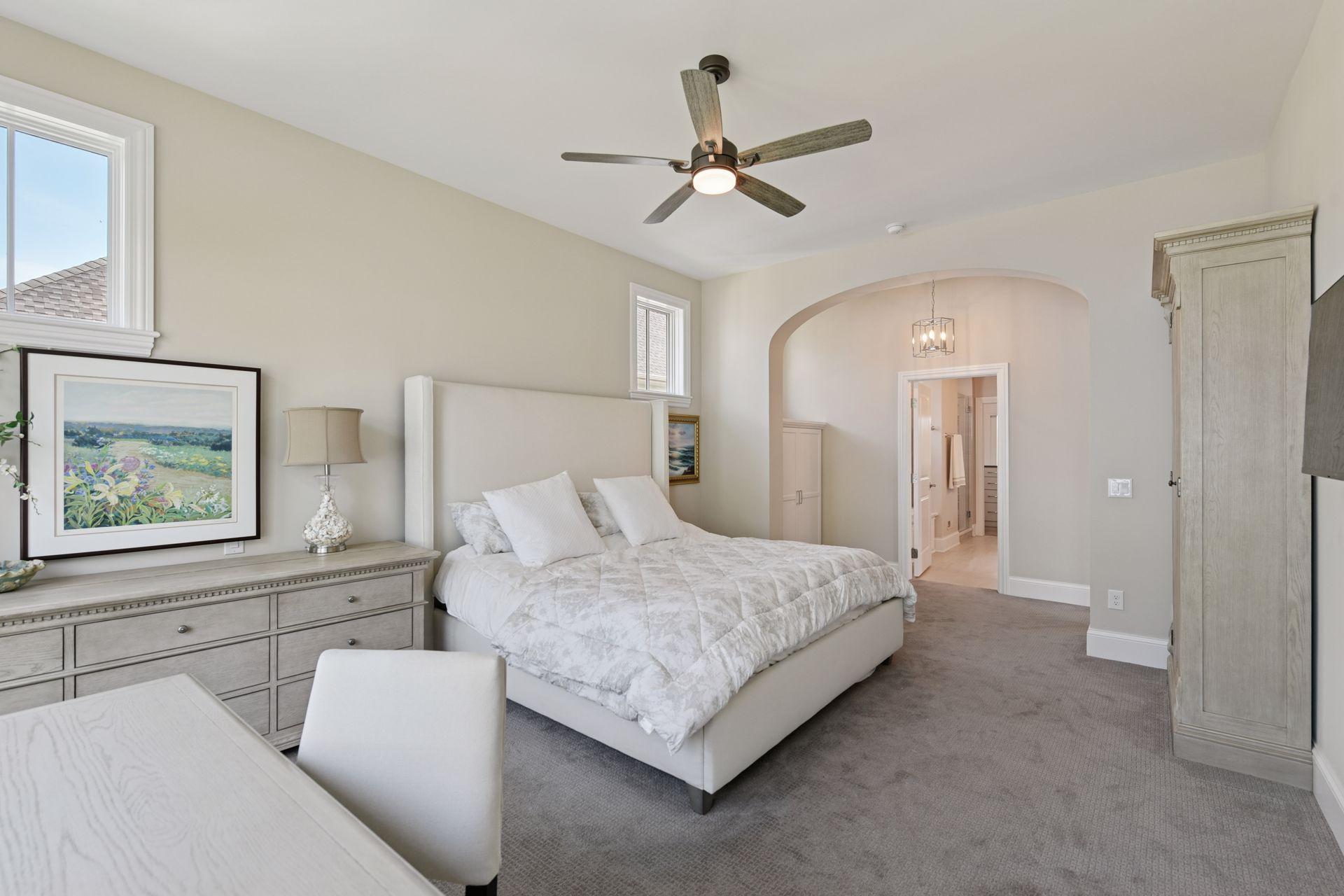 155 Lakeshore Circle