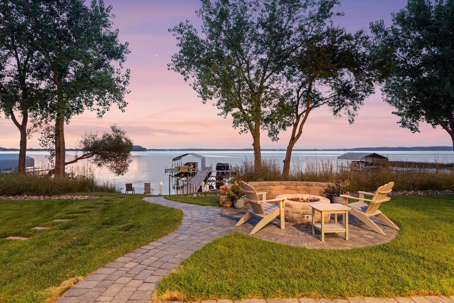 155 Lakeshore Circle