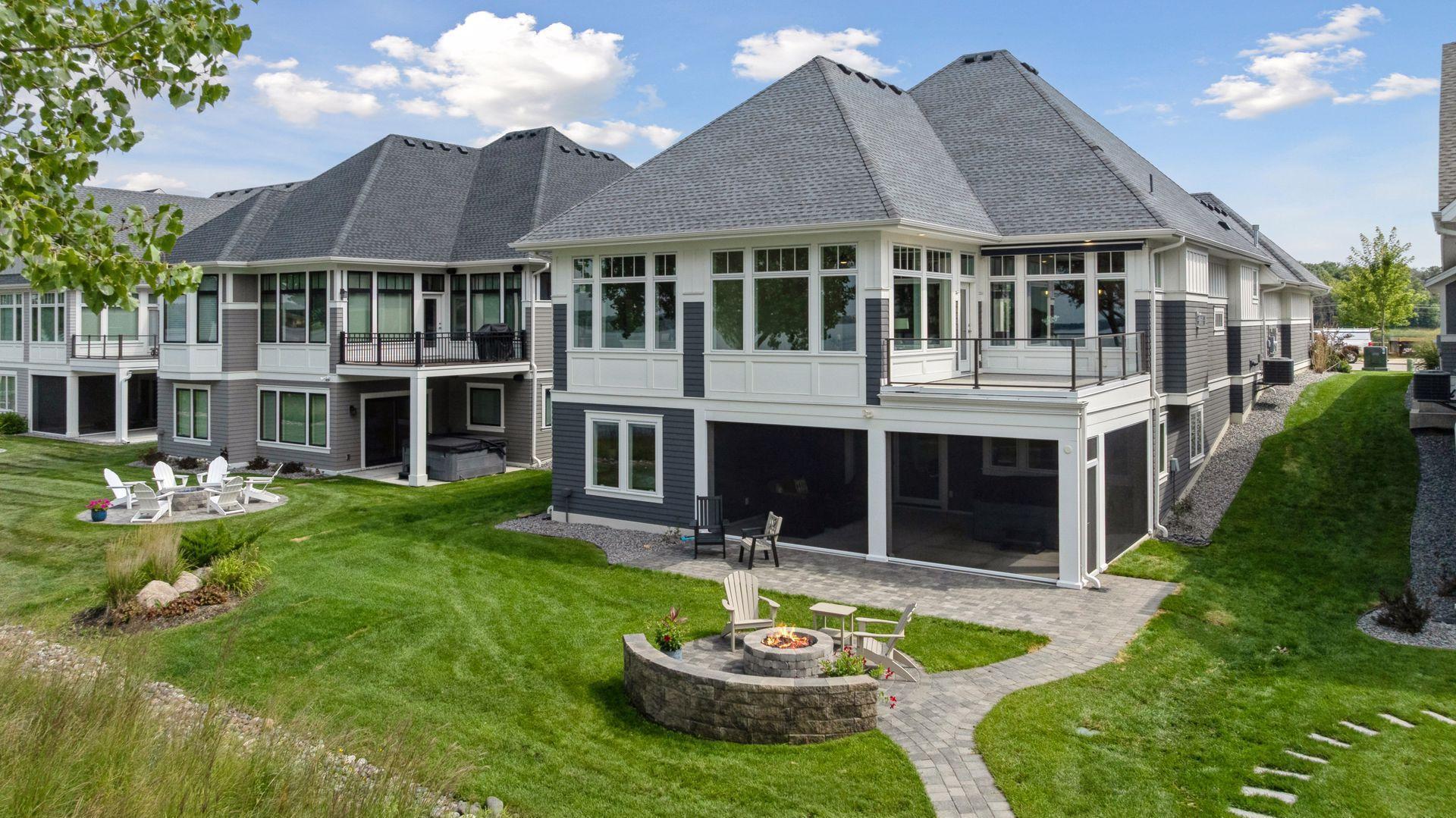 155 Lakeshore Circle