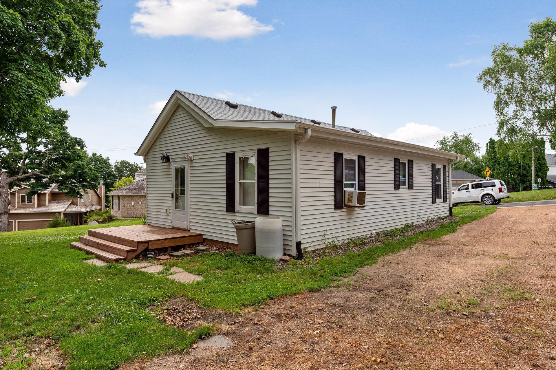 4556 Island View Drive