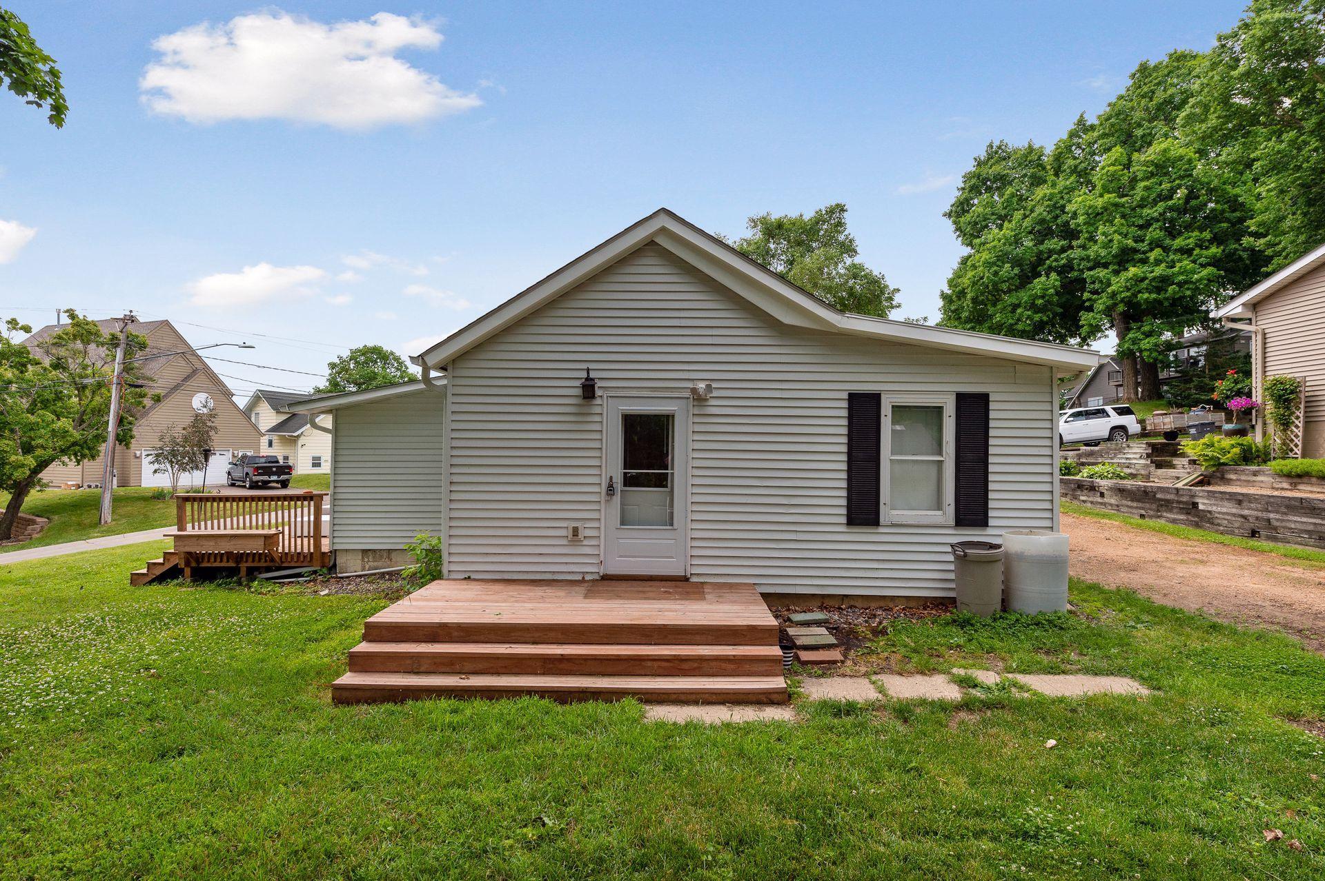 4556 Island View Drive