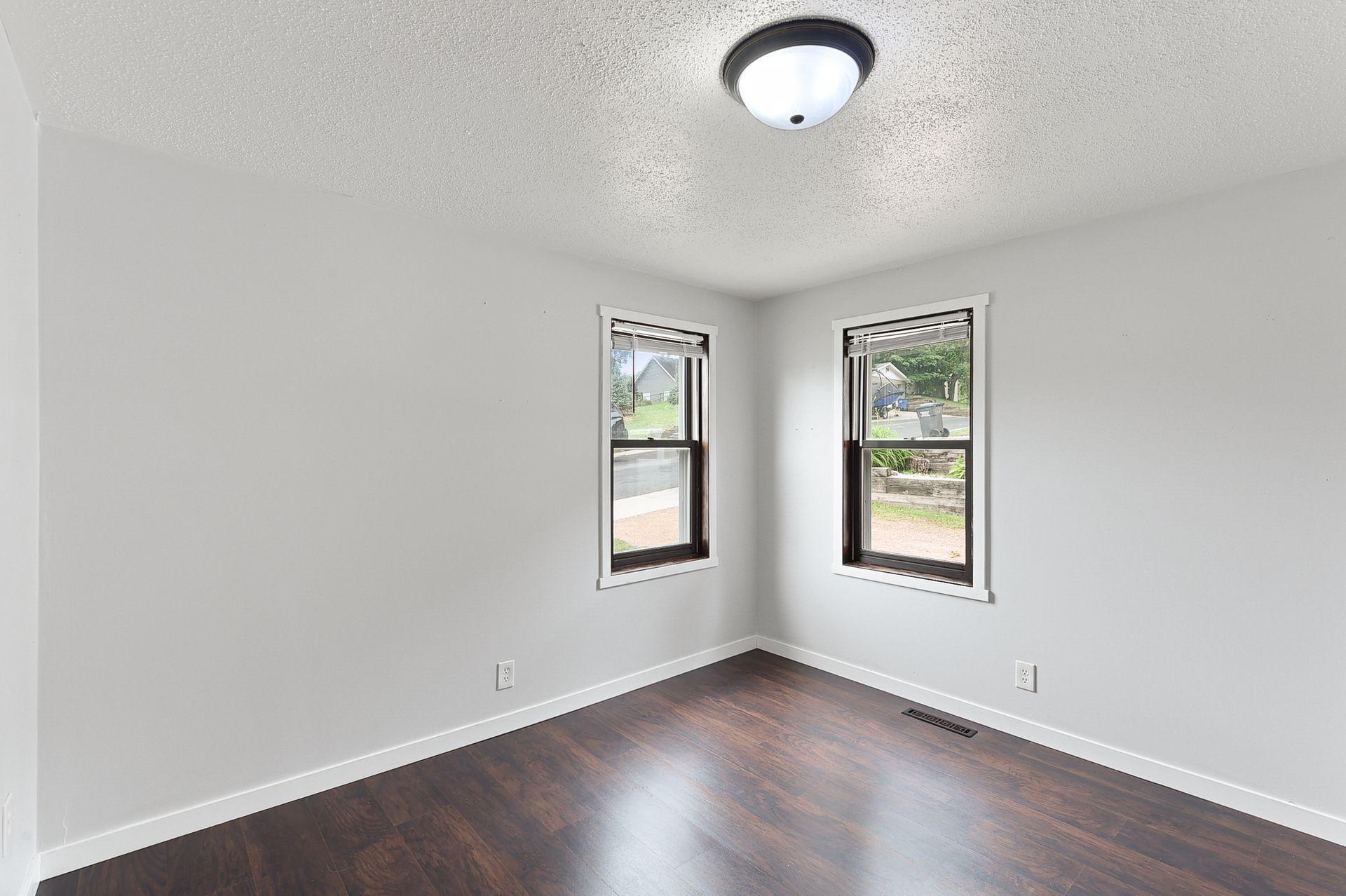 4556 Island View Drive