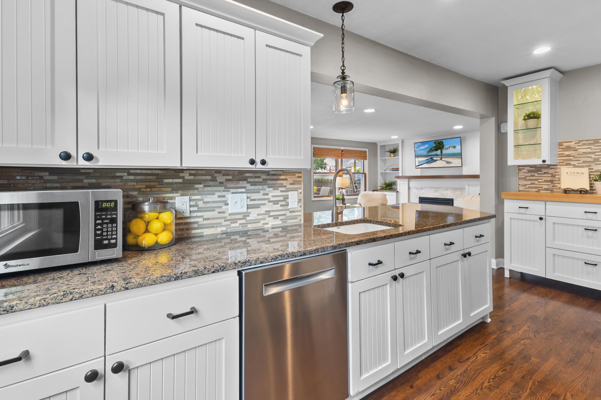 3200 Edgewood Avenue S