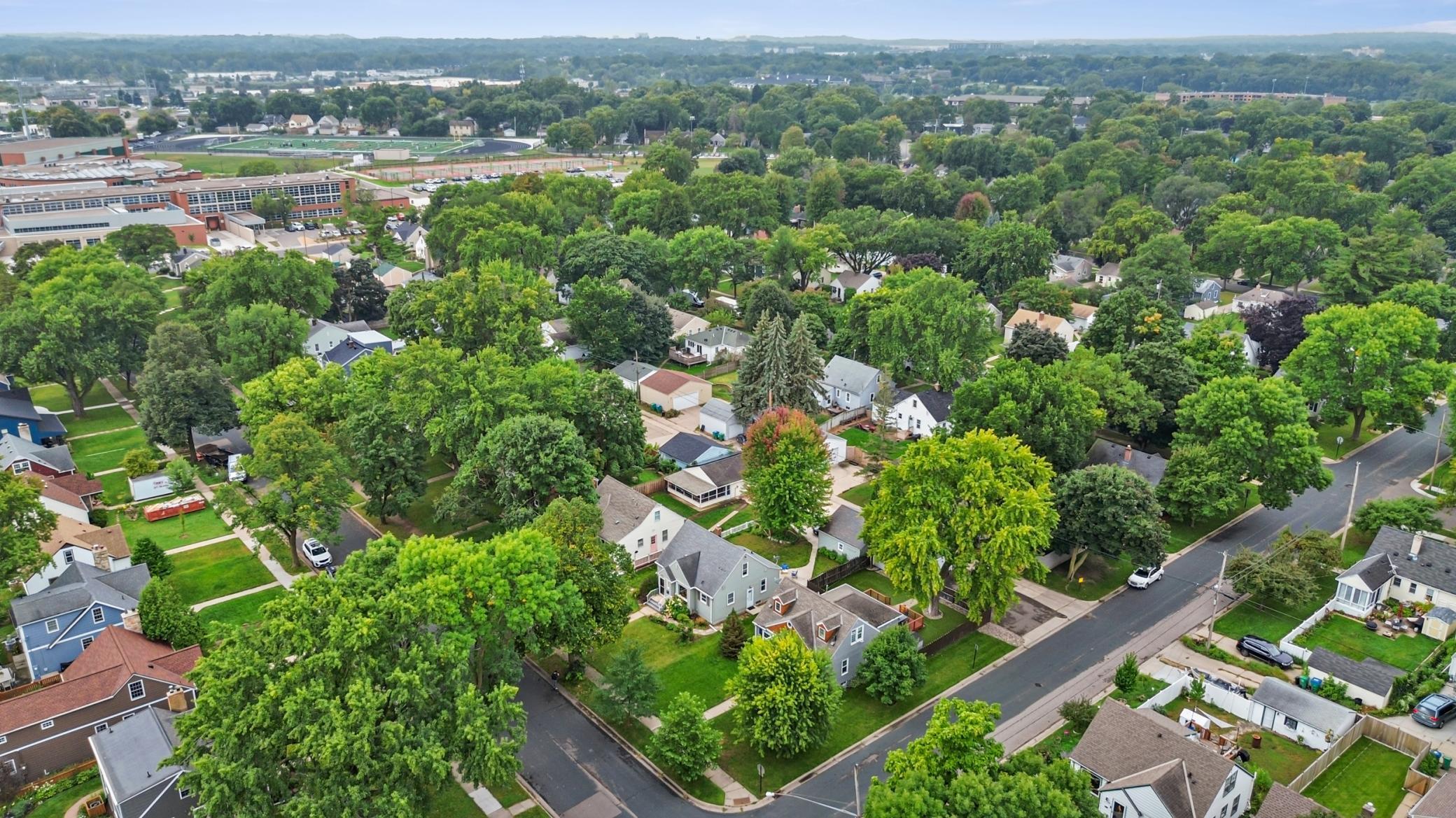 3200 Edgewood Avenue S