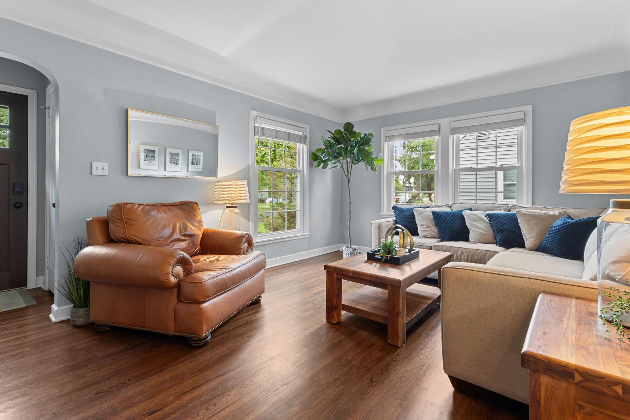 3200 Edgewood Avenue S