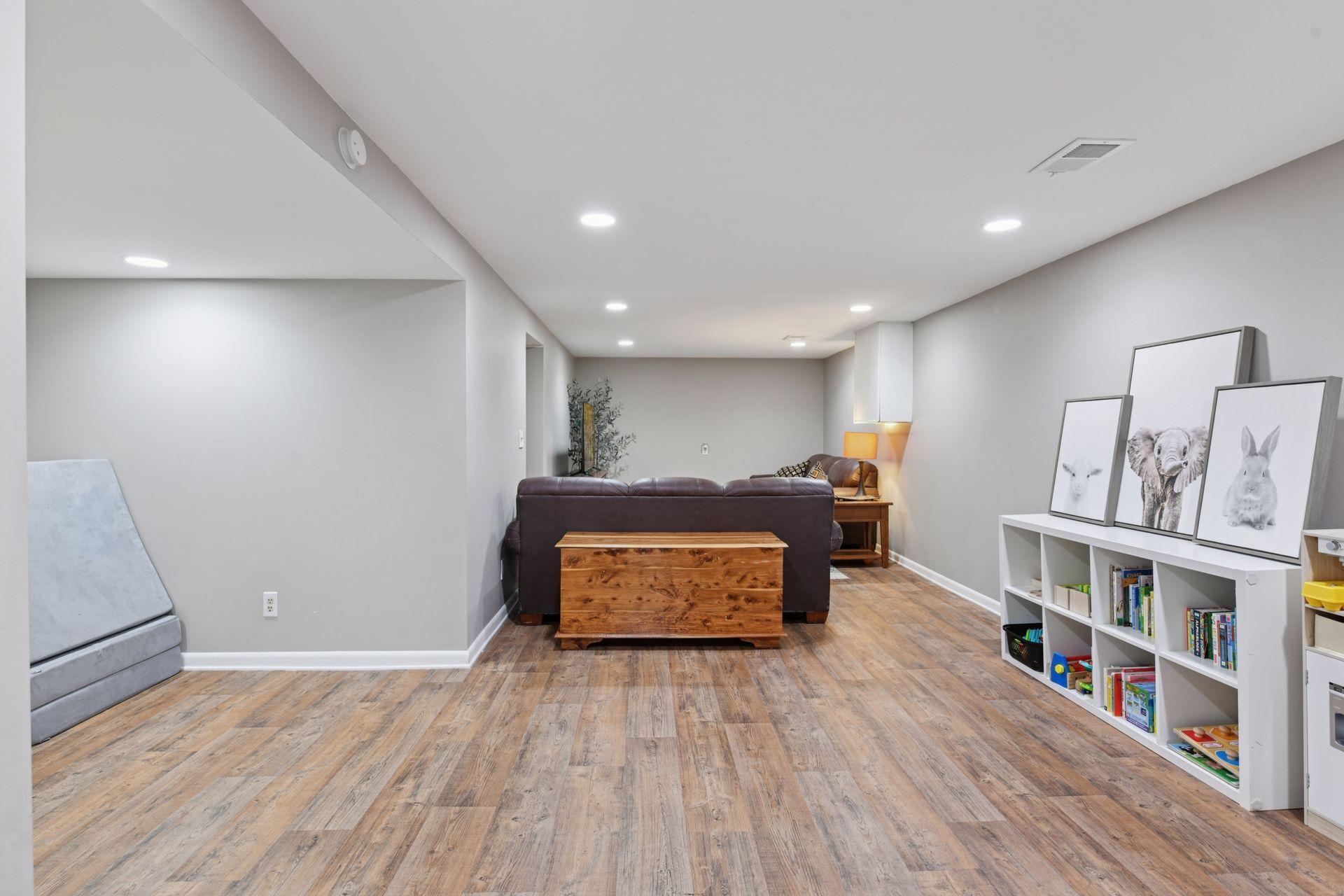 401 Jackson Avenue S