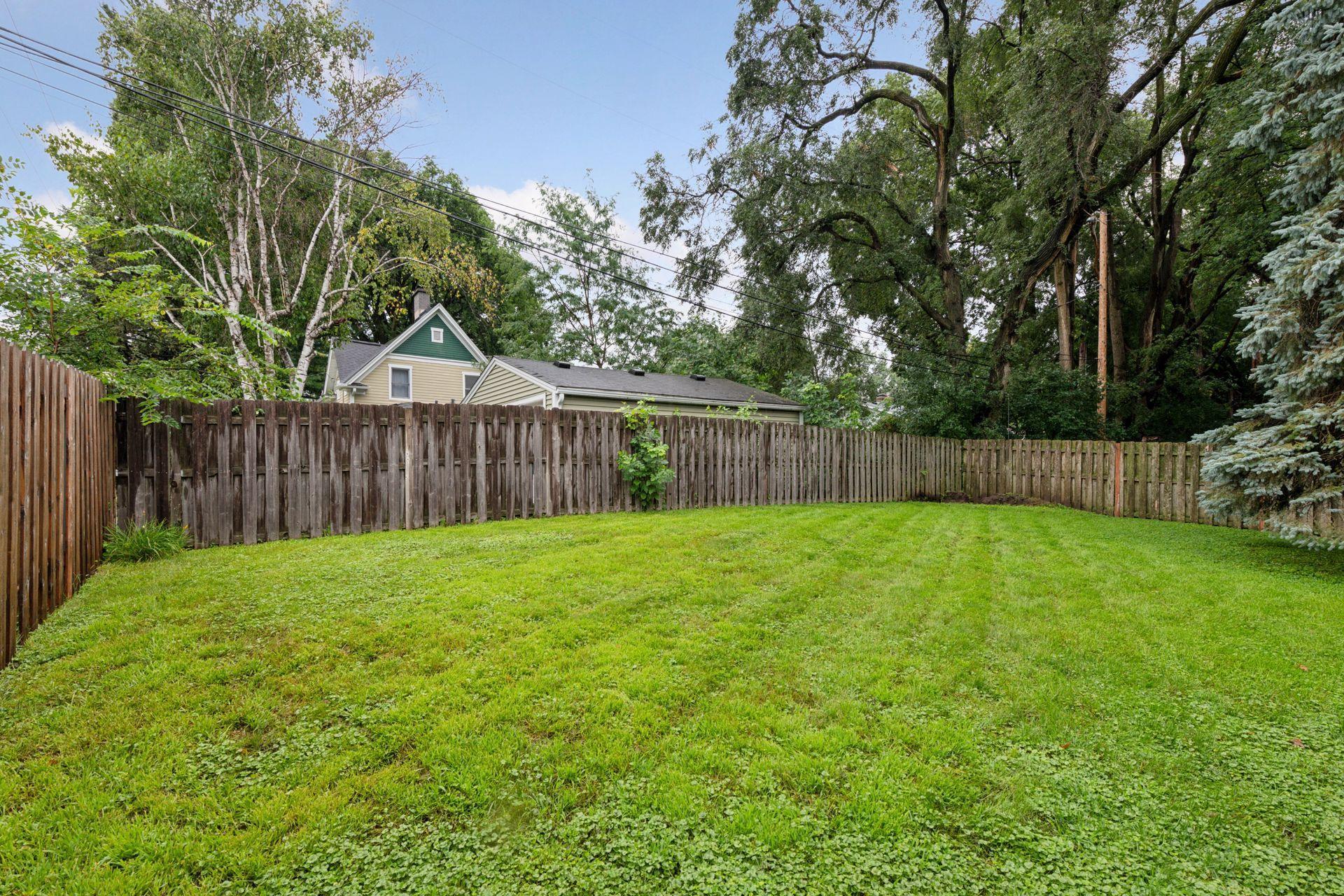 401 Jackson Avenue S