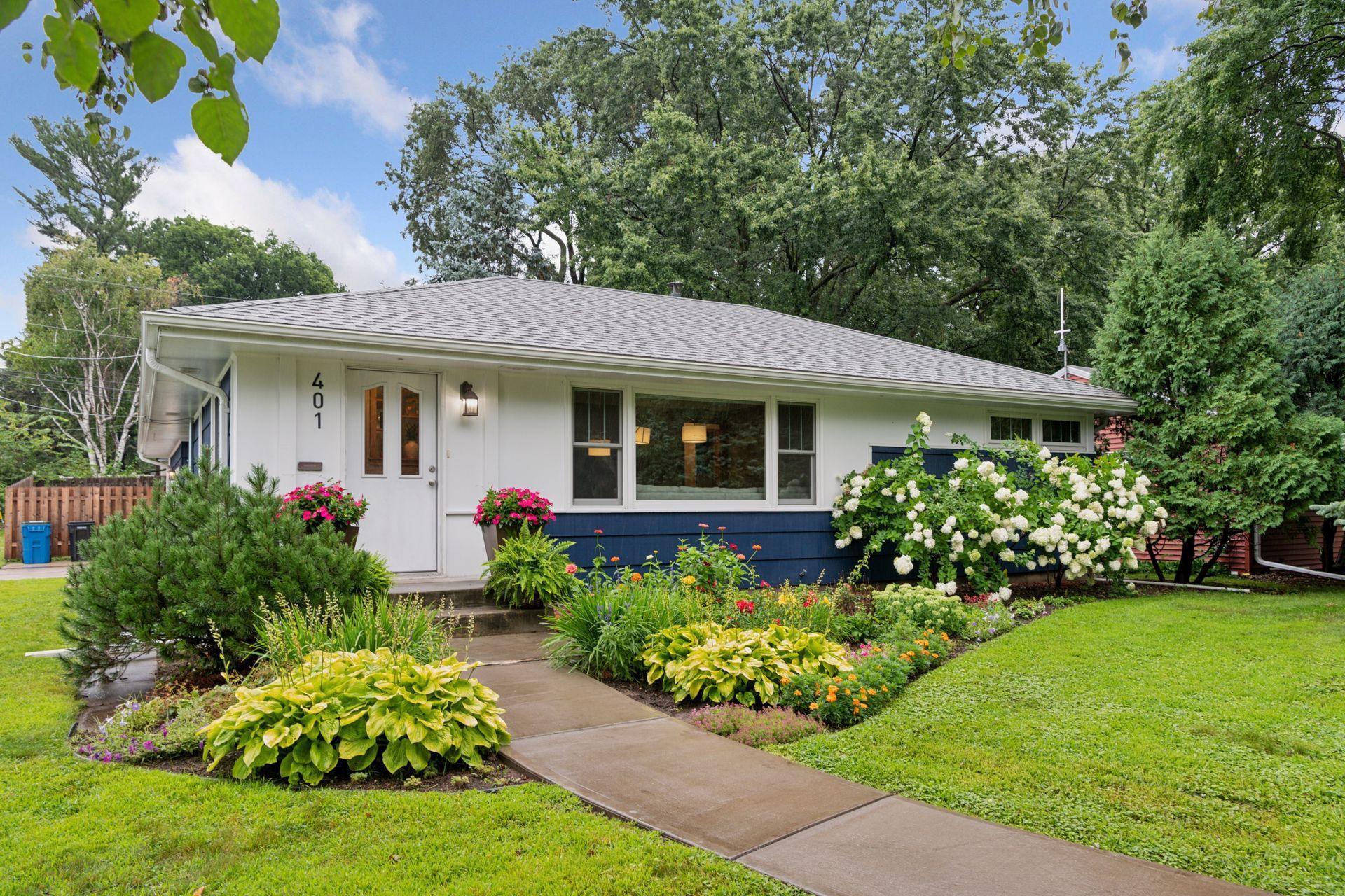 401 Jackson Avenue S