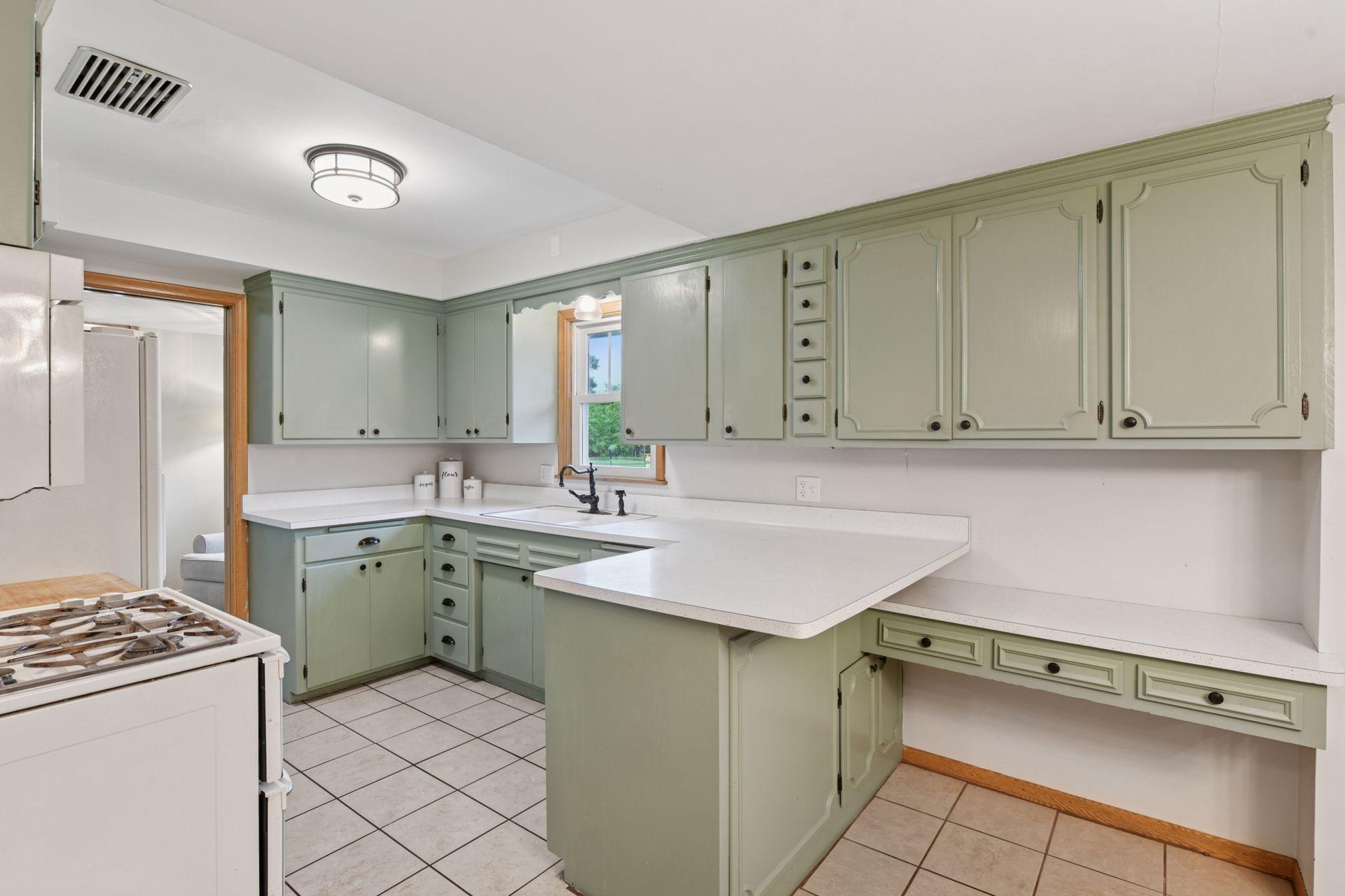 401 Jackson Avenue S