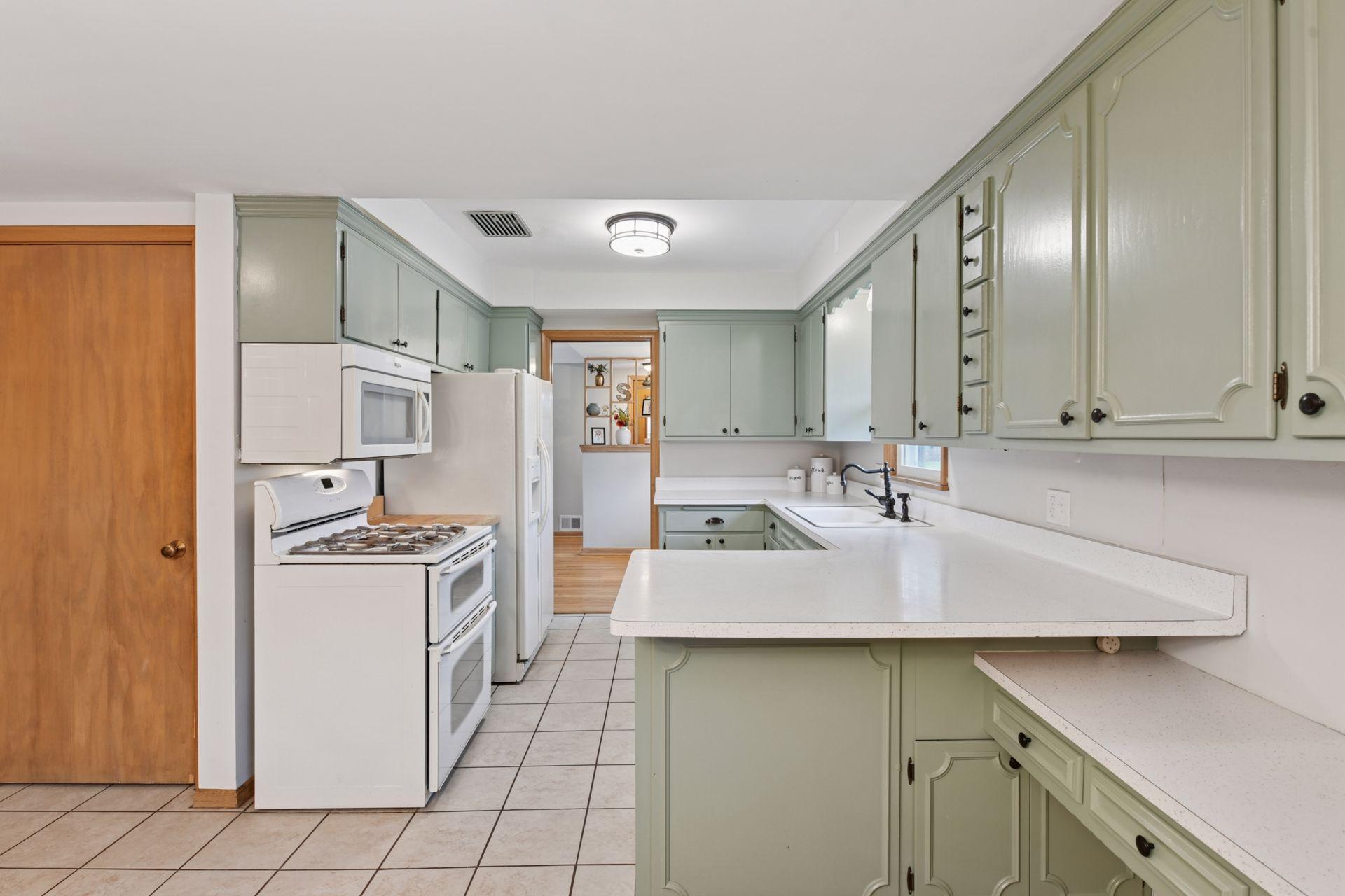 401 Jackson Avenue S