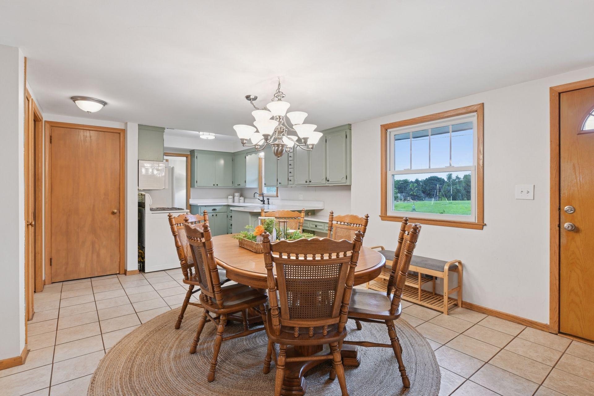 401 Jackson Avenue S