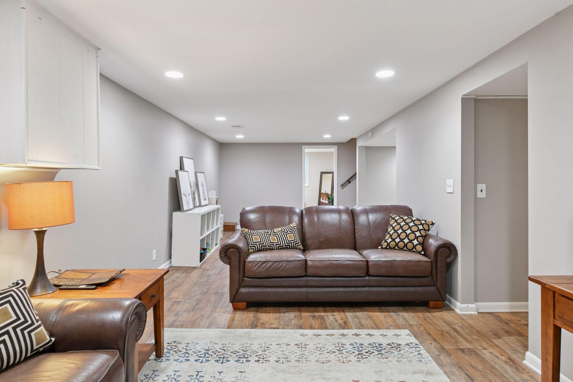 401 Jackson Avenue S