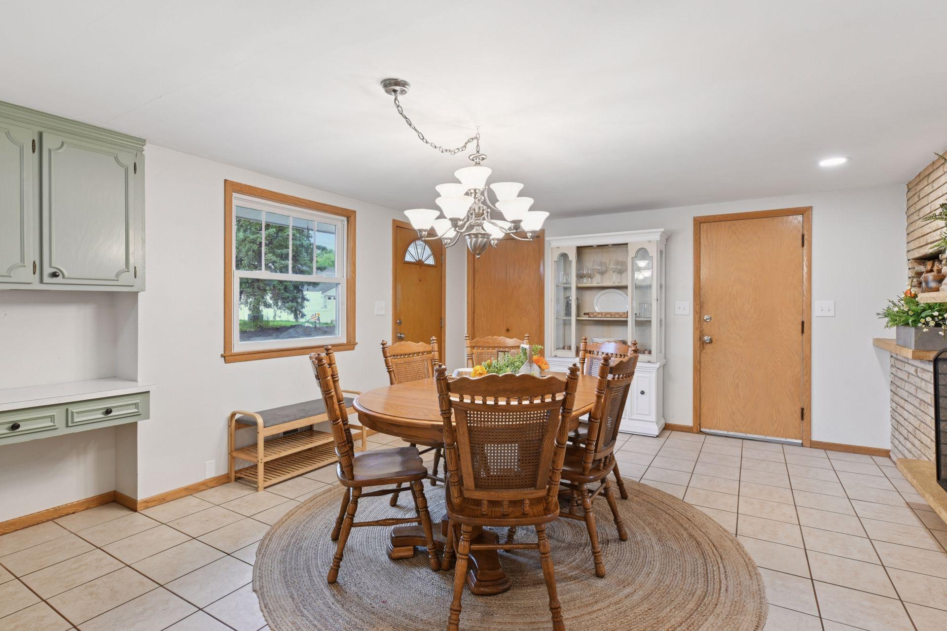 401 Jackson Avenue S