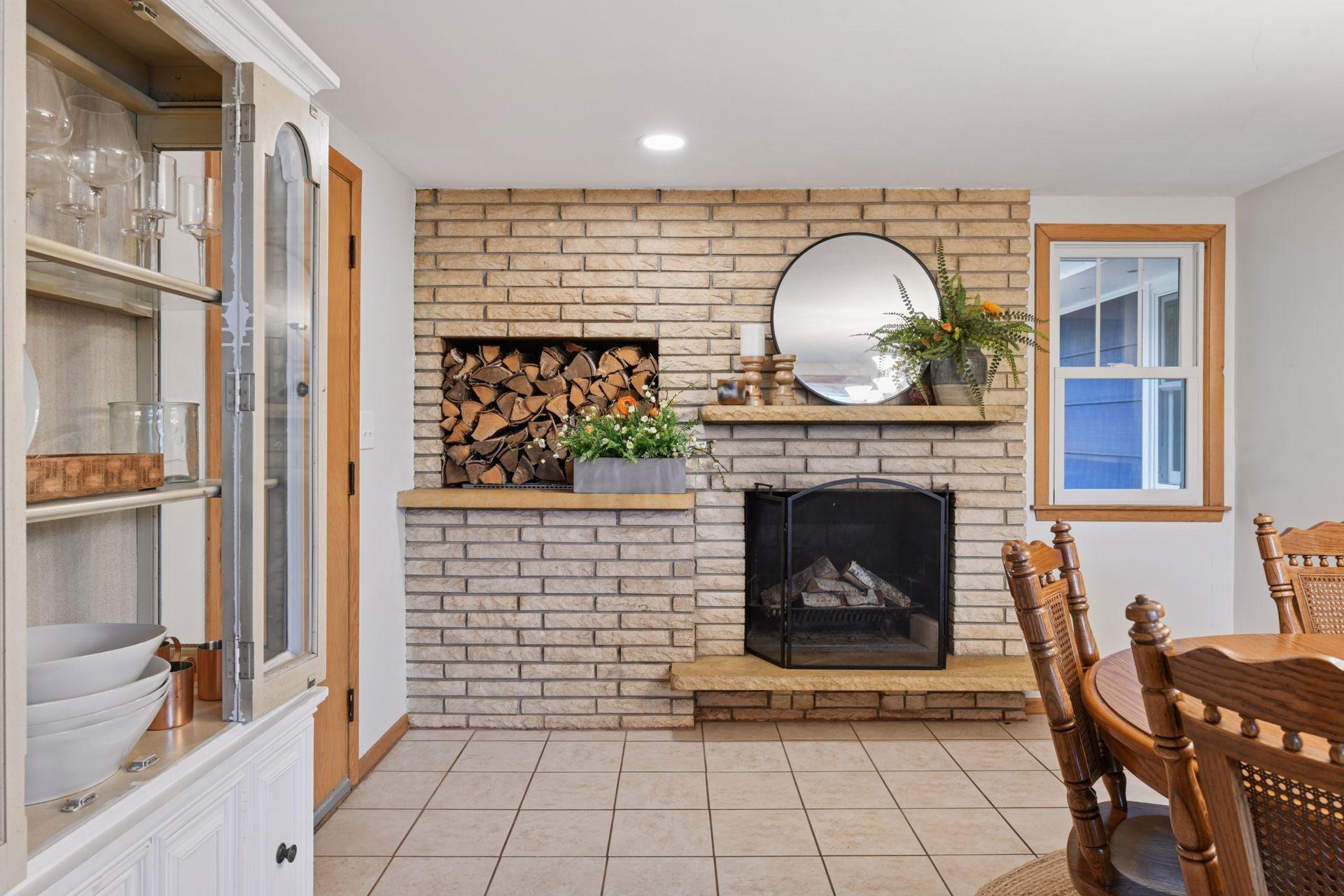 401 Jackson Avenue S