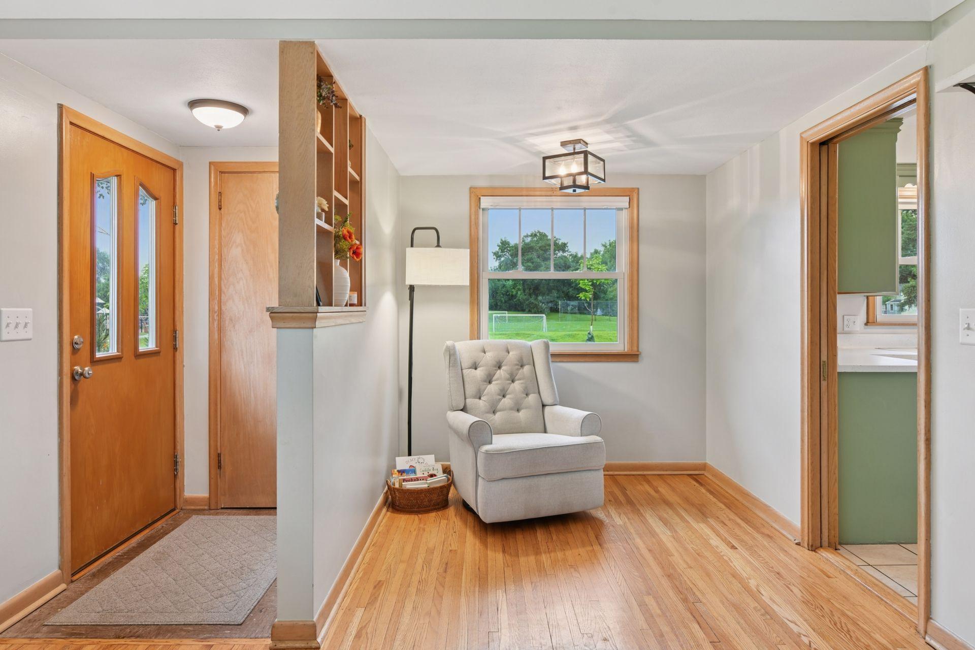 401 Jackson Avenue S